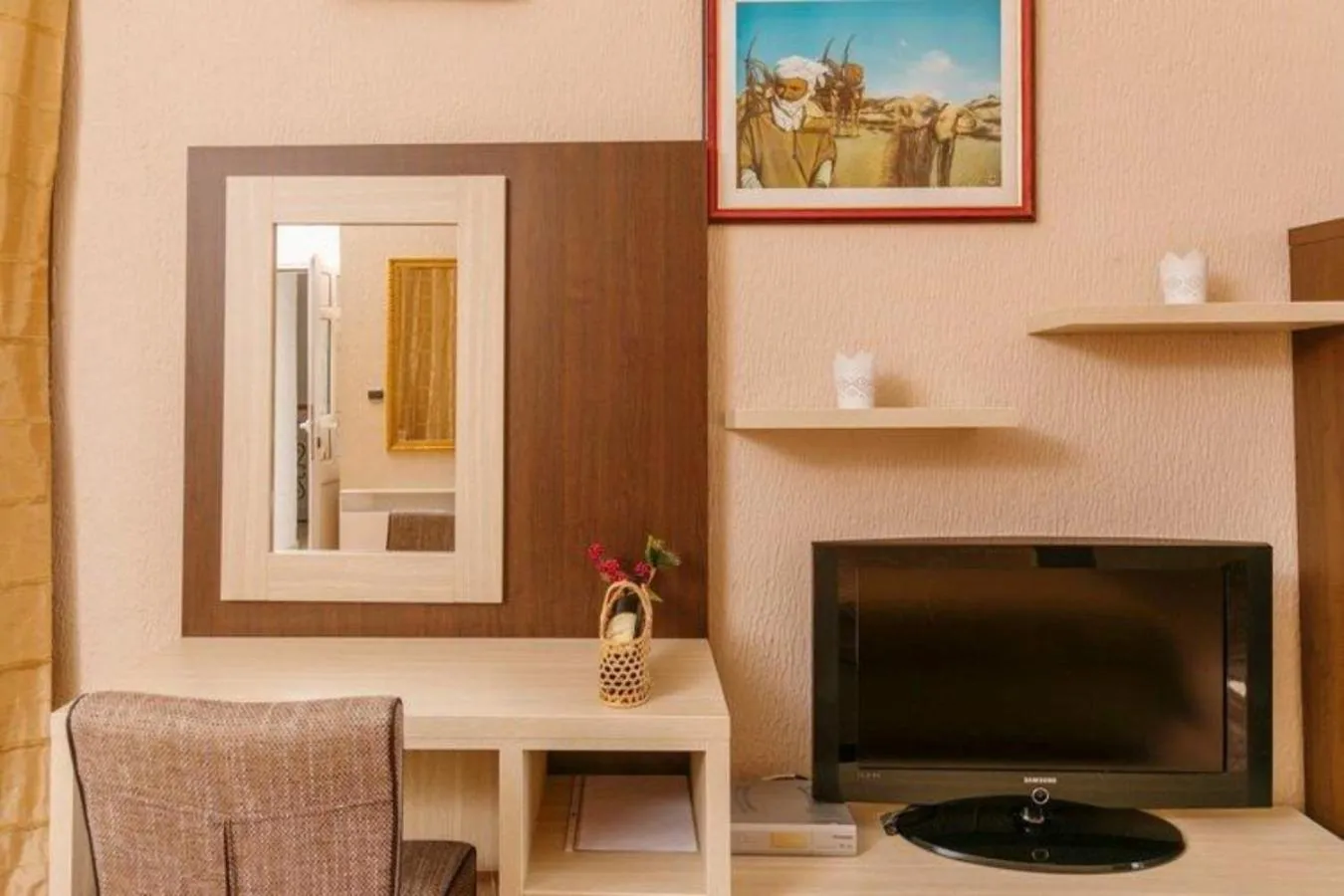 Photo of the whole room in Monte Perla Residence