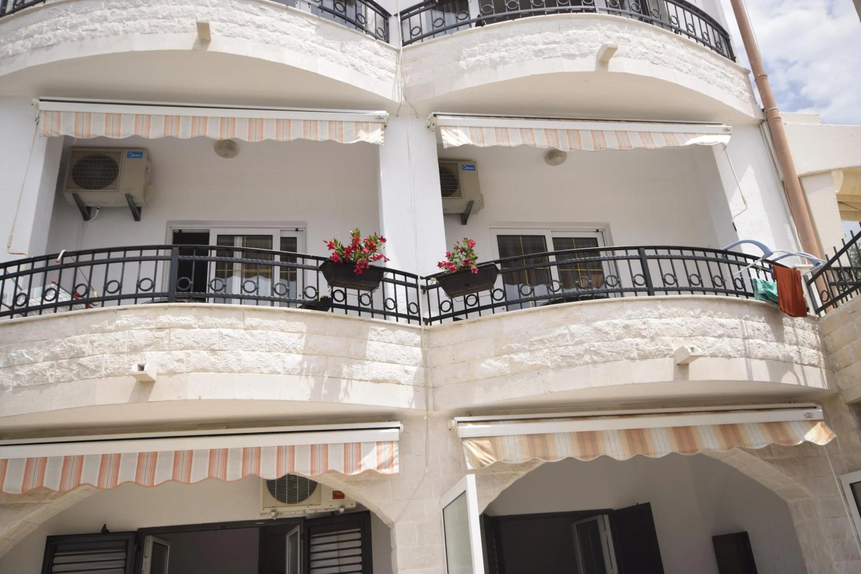 Property building in Monte Perla Residence