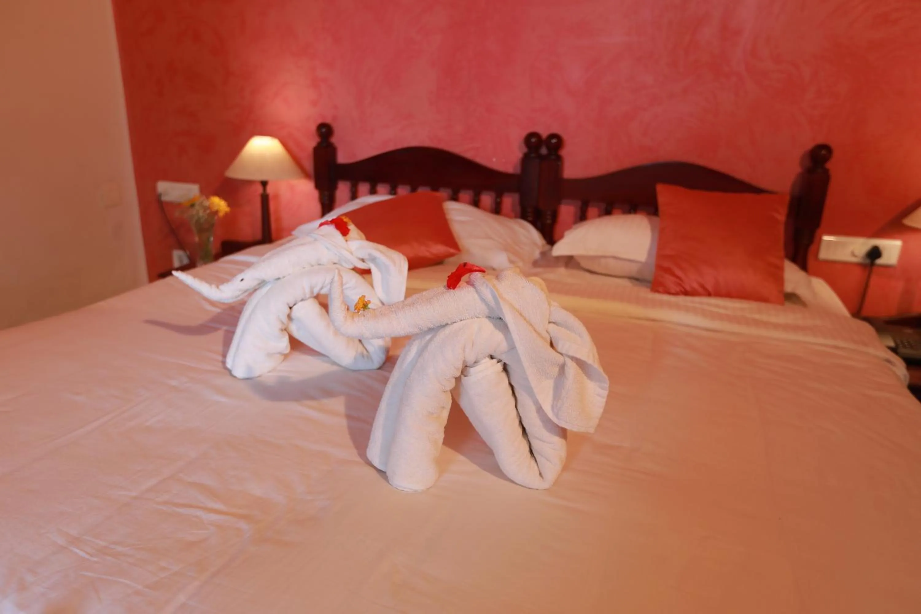 Decorative detail, Bed in Amritara The Poovath Beachfront Heritage, Fort Kochi