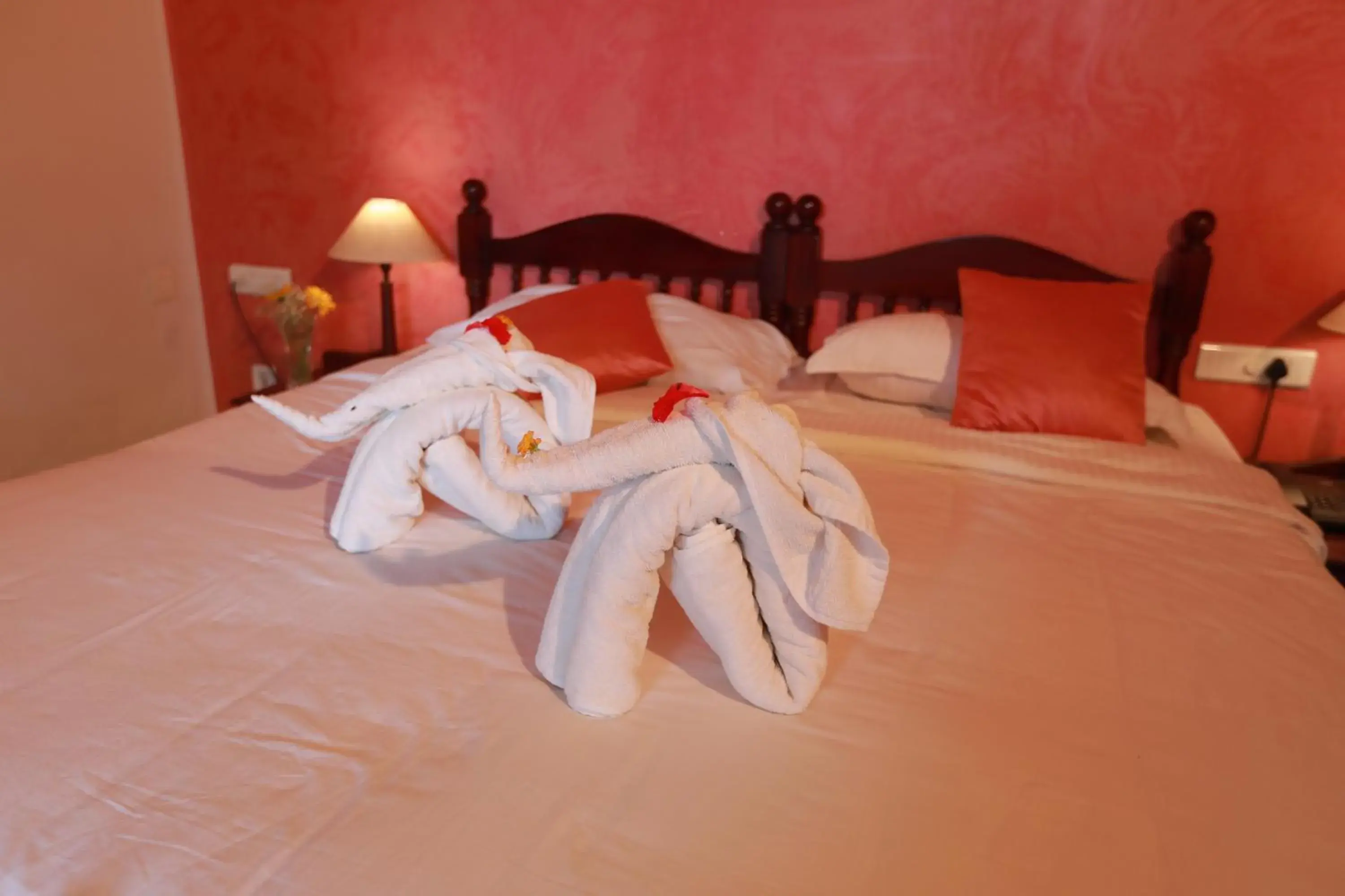 Decorative detail, Bed in Amritara The Poovath Beachfront Heritage, Fort Kochi Decorative detail, Bed in Amritara The Poovath Beachfront Heritage, Fort Kochi