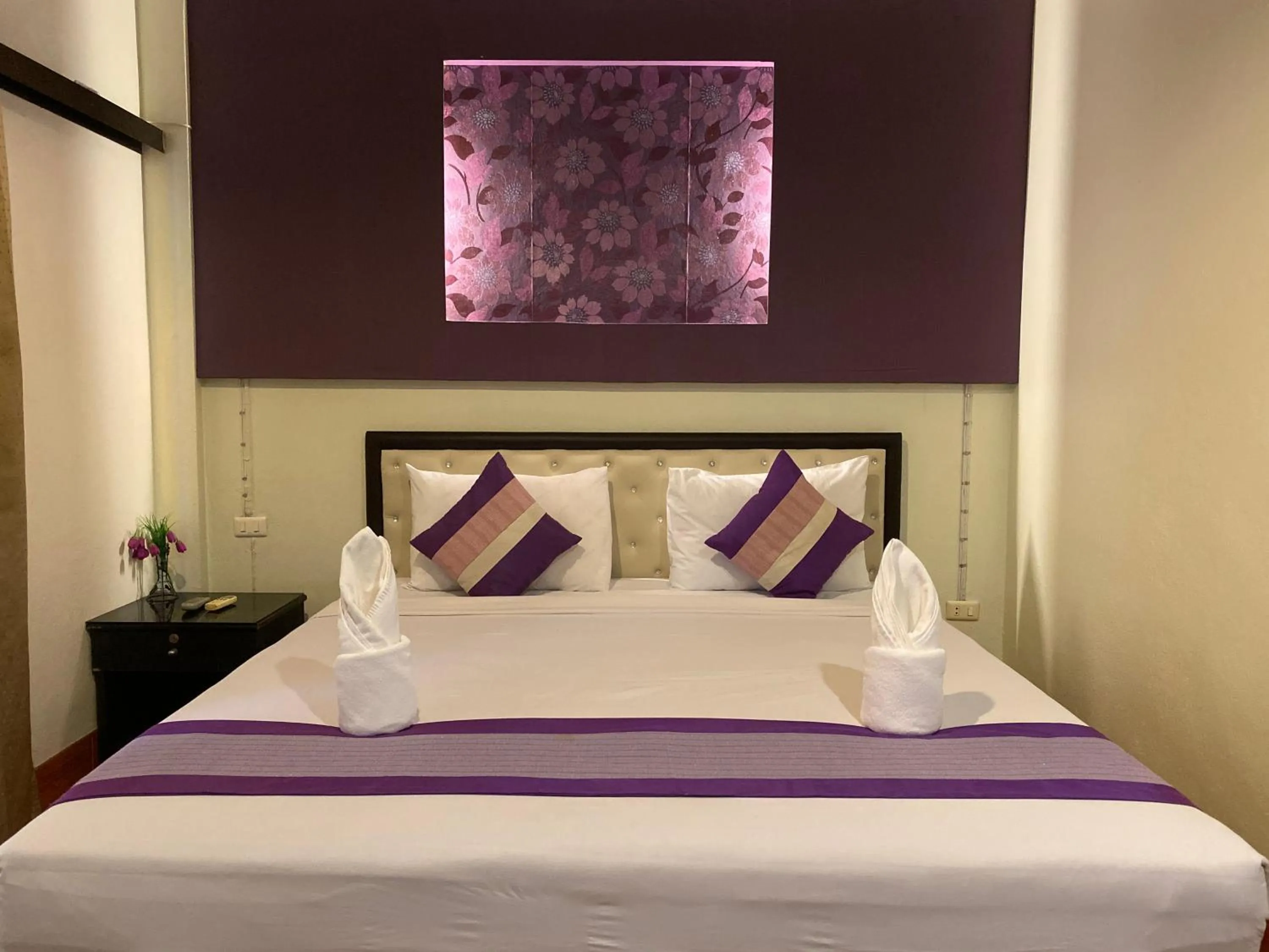 Bed in Khaolak Grand City