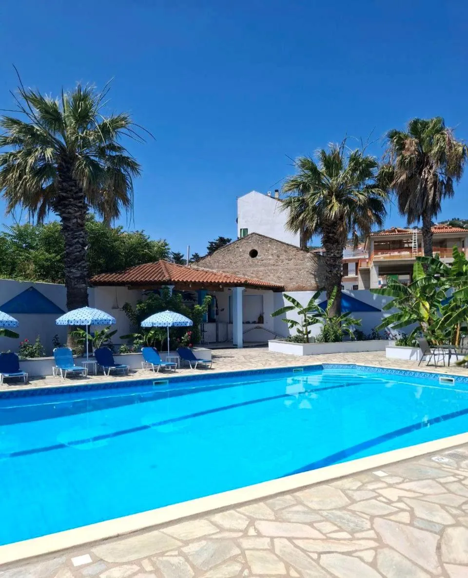 Pool view in Dolphin Hotel