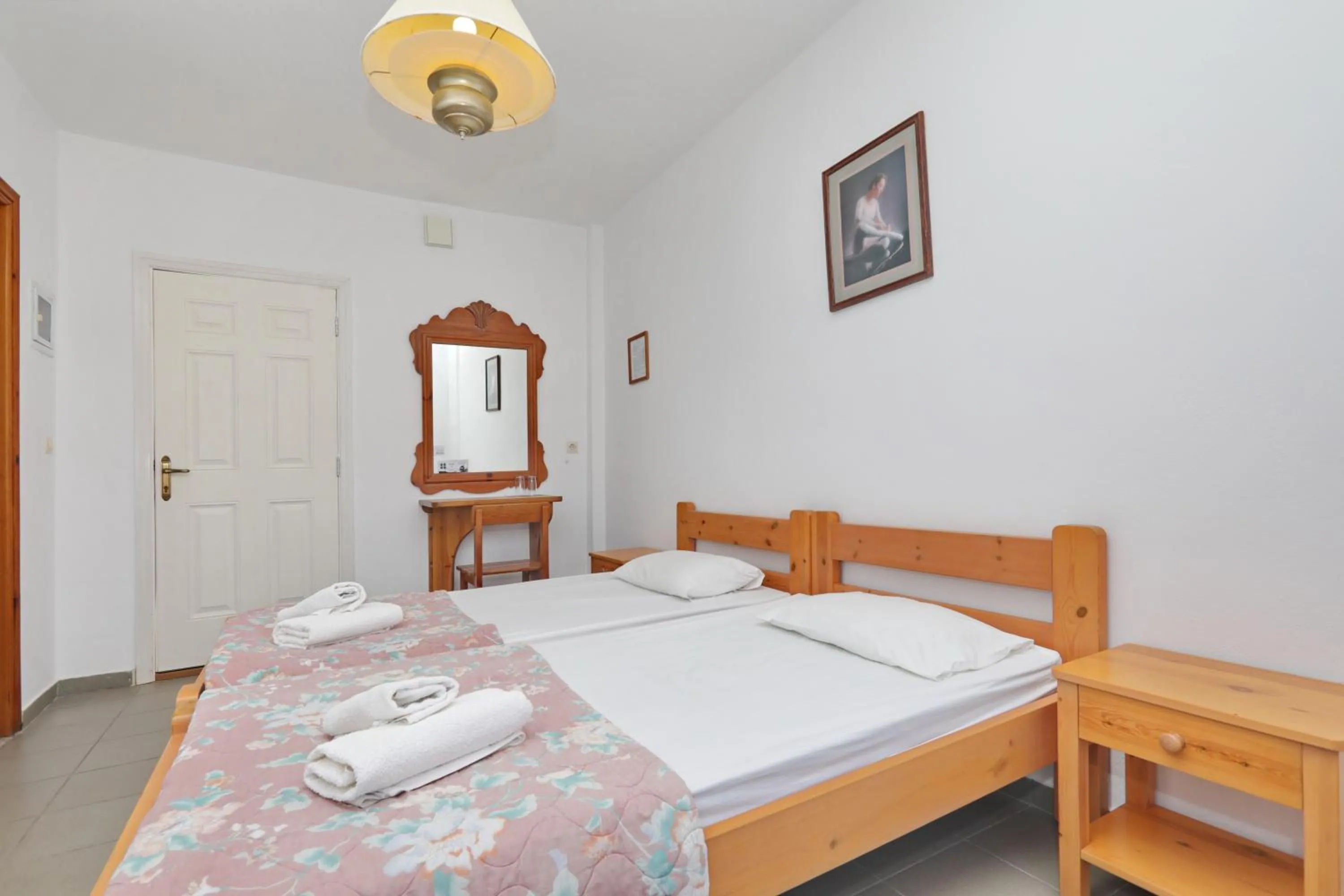 Photo of the whole room, Bed in Dolphin Hotel