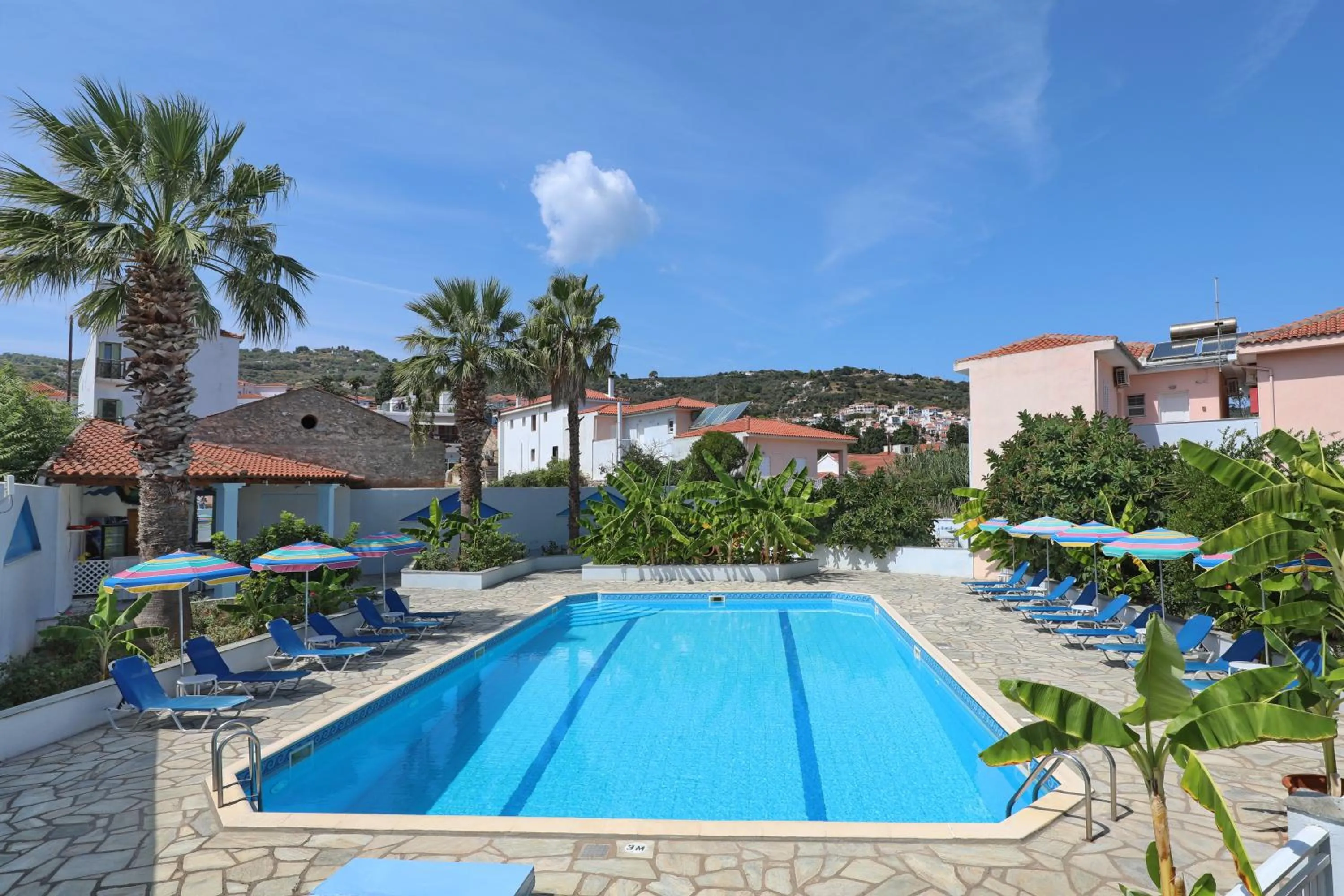Pool view in Dolphin Hotel