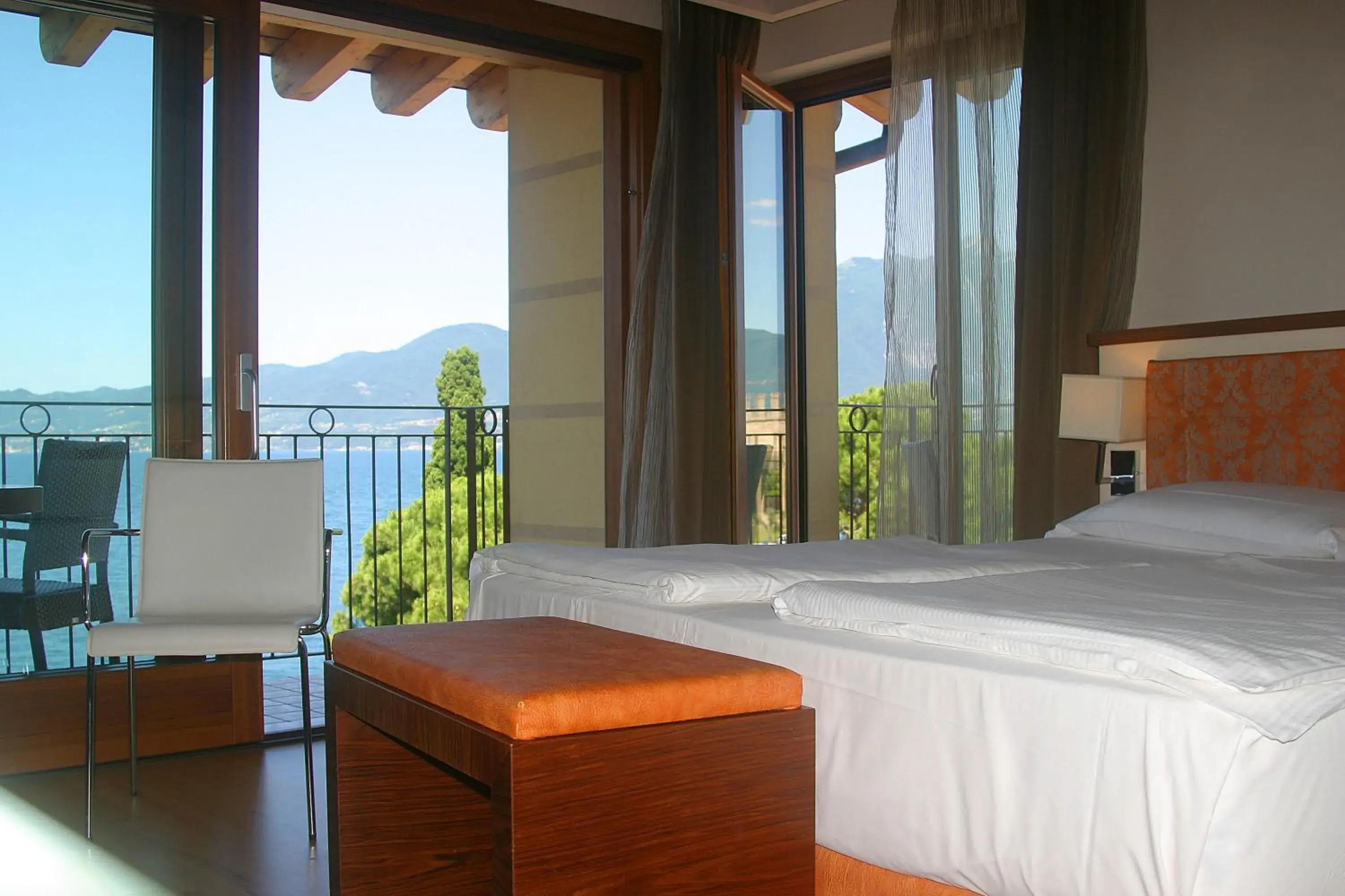 Balcony/Terrace, Bed in Hotel Lido