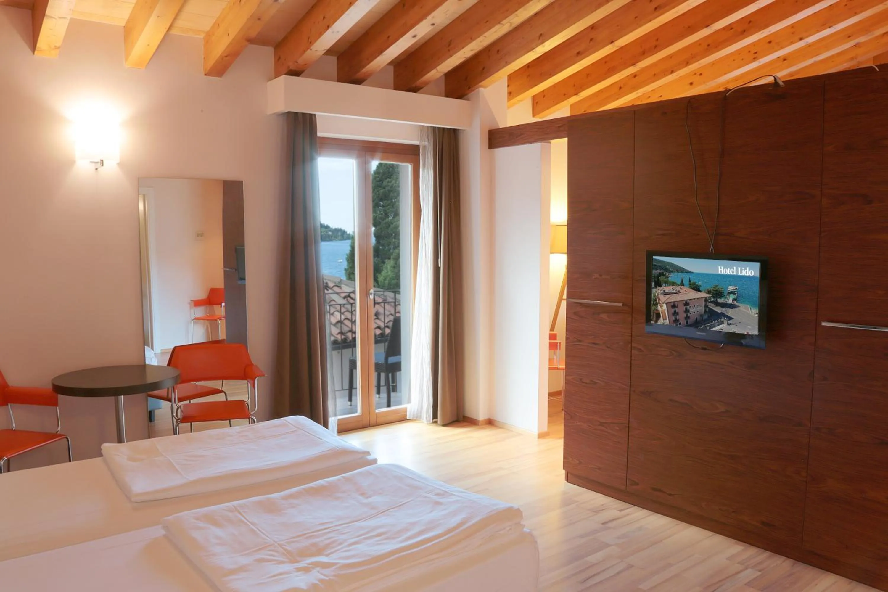 Photo of the whole room, Bed in Hotel Lido