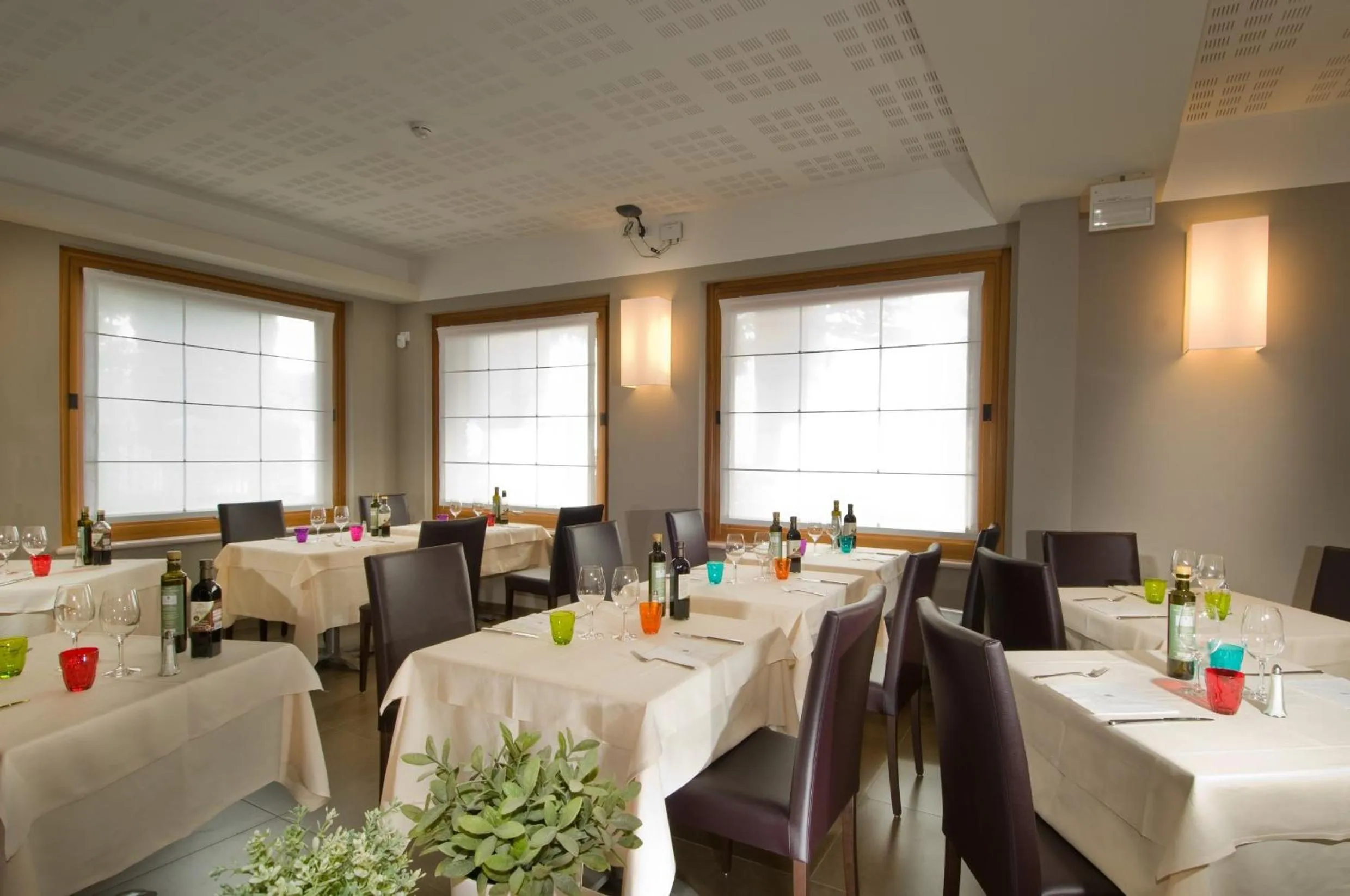 Restaurant/places to eat in Hotel Lido