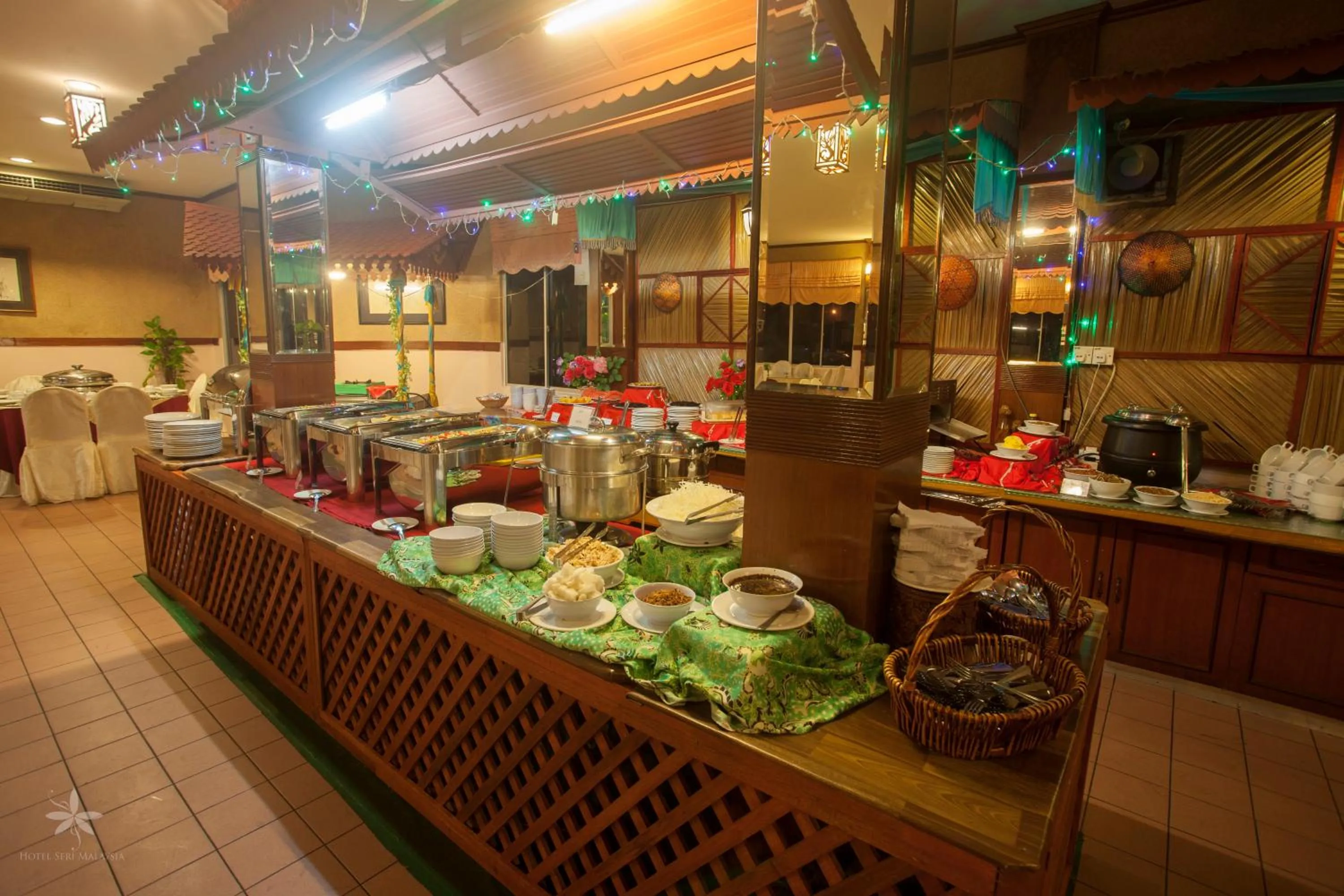Restaurant/places to eat in Hotel Seri Malaysia Bagan Lalang