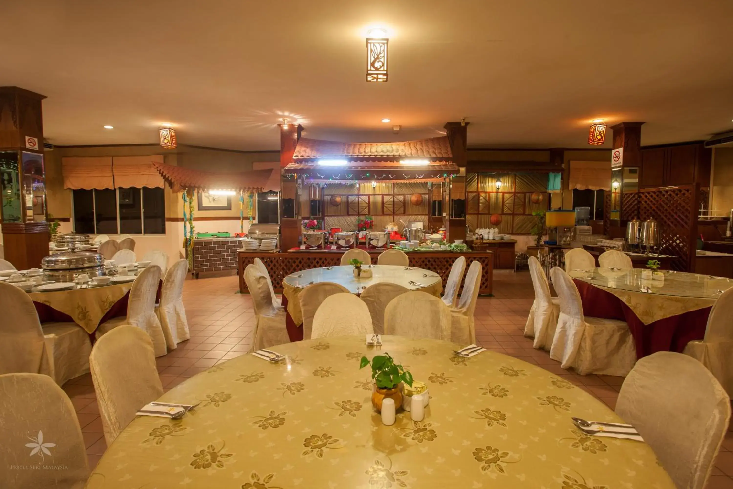 Restaurant/places to eat in Hotel Seri Malaysia Bagan Lalang Restaurant/places to eat in Hotel Seri Malaysia Bagan Lalang