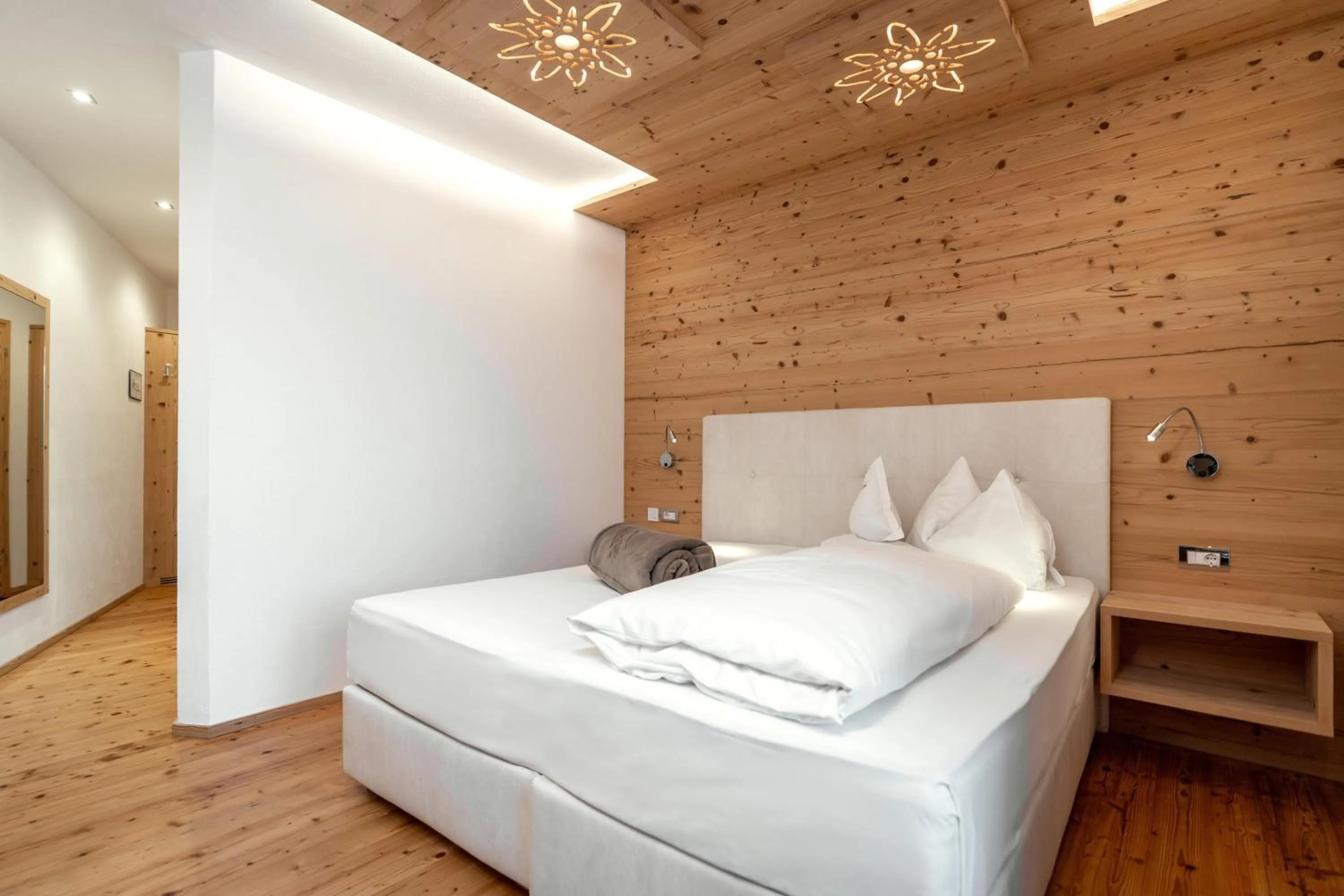 Photo of the whole room, Bed in Hotel Hubertus
