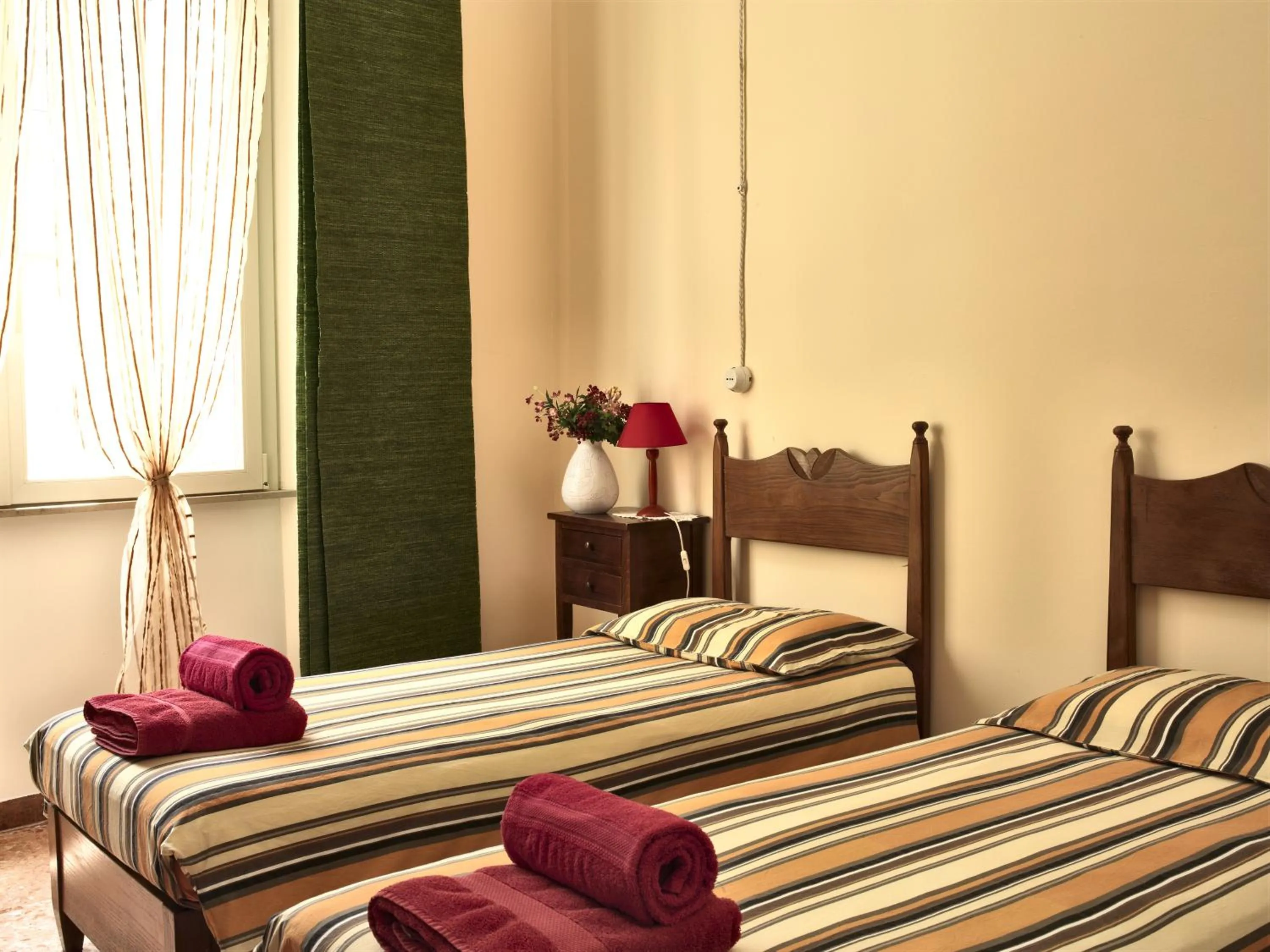 Decorative detail, Bed in Domo Silvia E Paolo