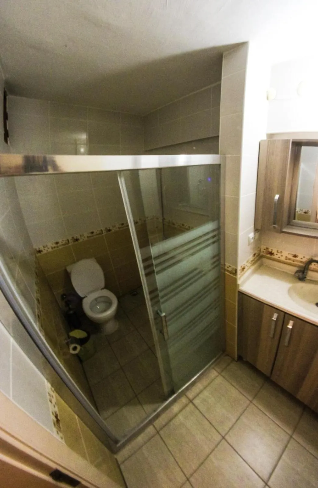 Bathroom in Kartel Hotel