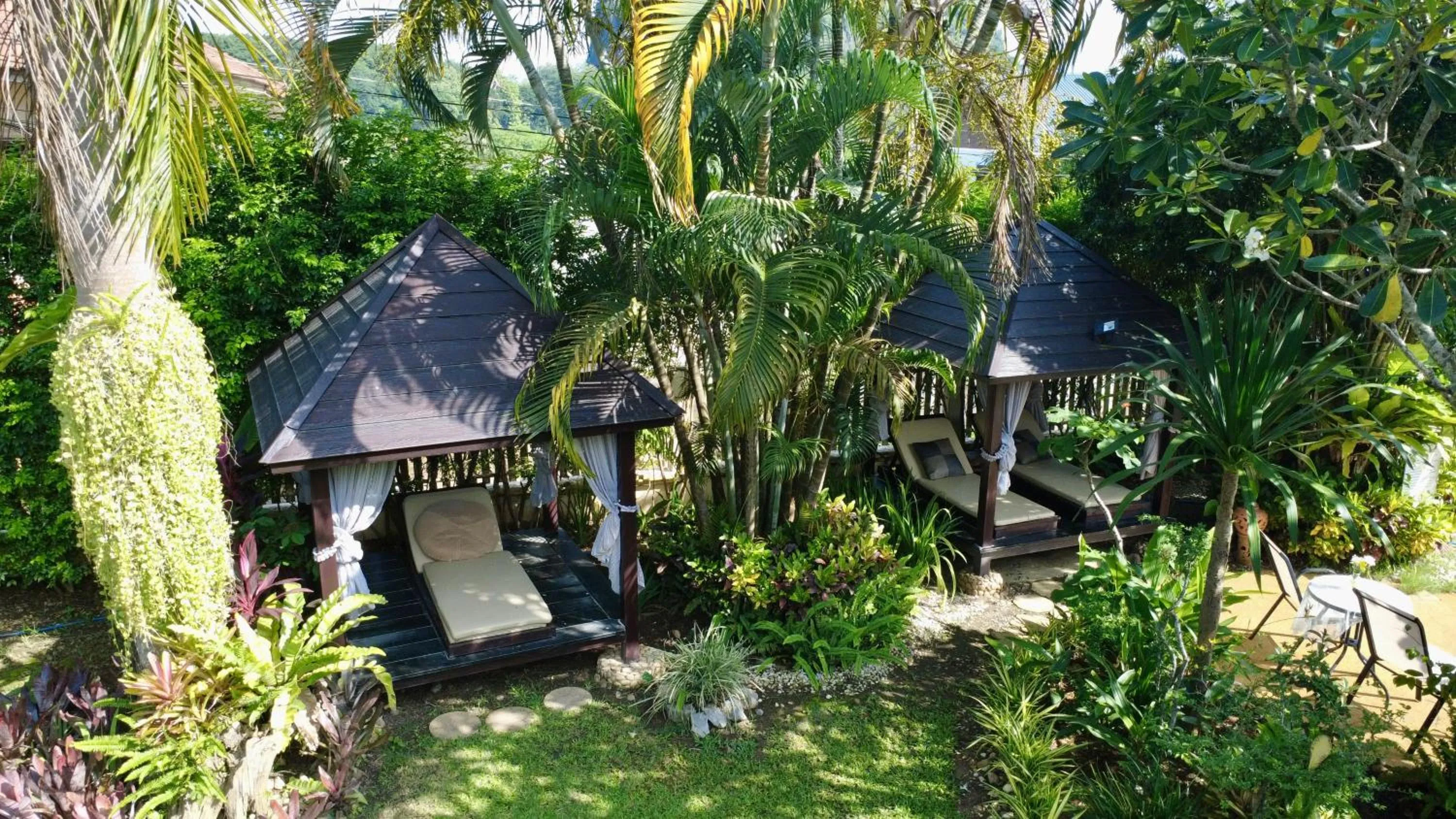 Swimming pool in Homestay Chiangrai