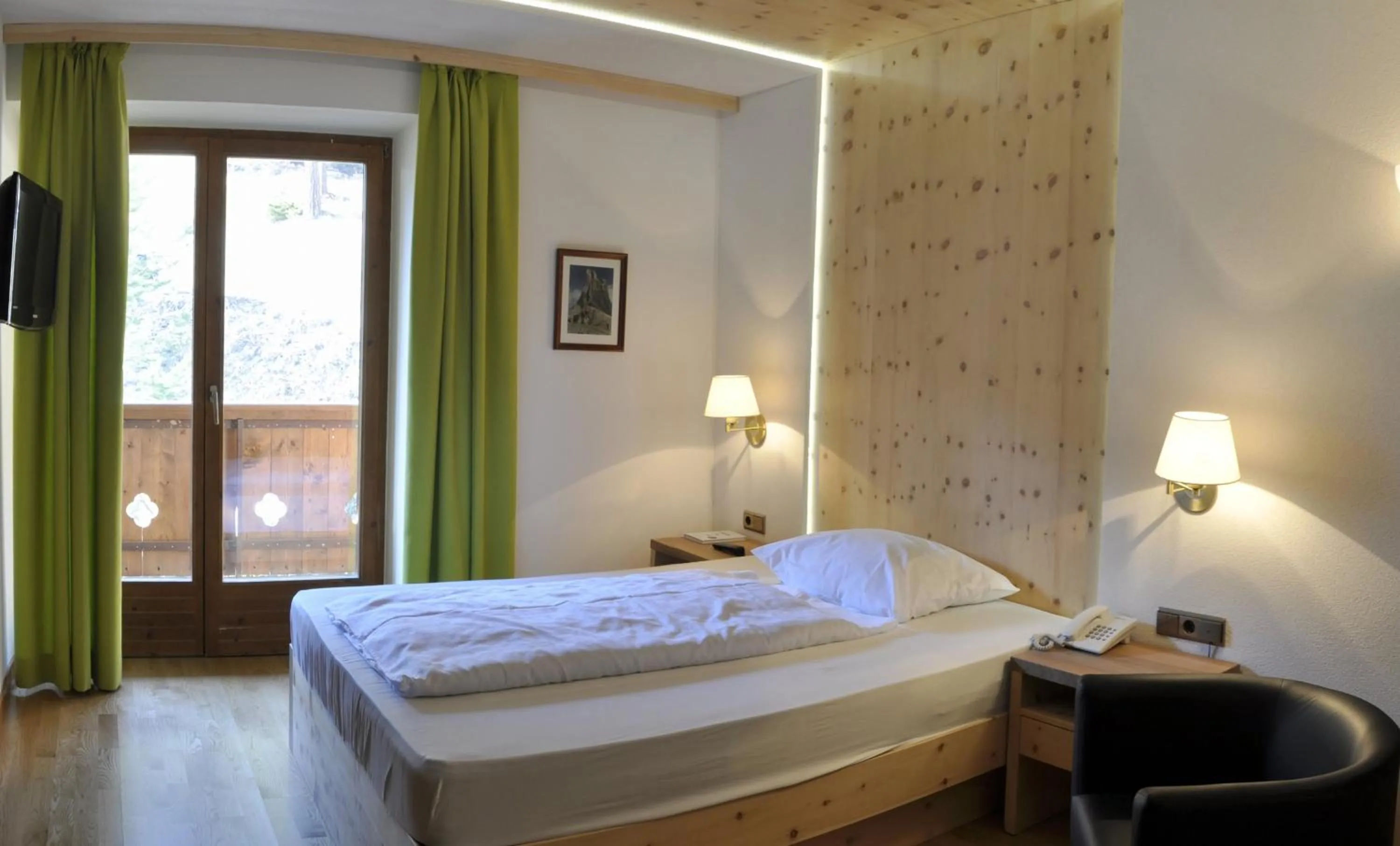Single Room in Hotel Piné