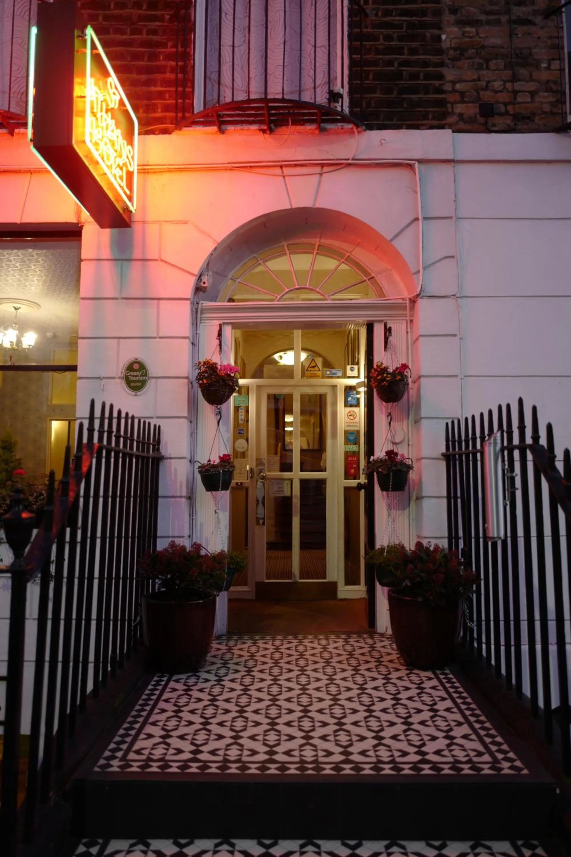 Facade/entrance in St Athans Hotel