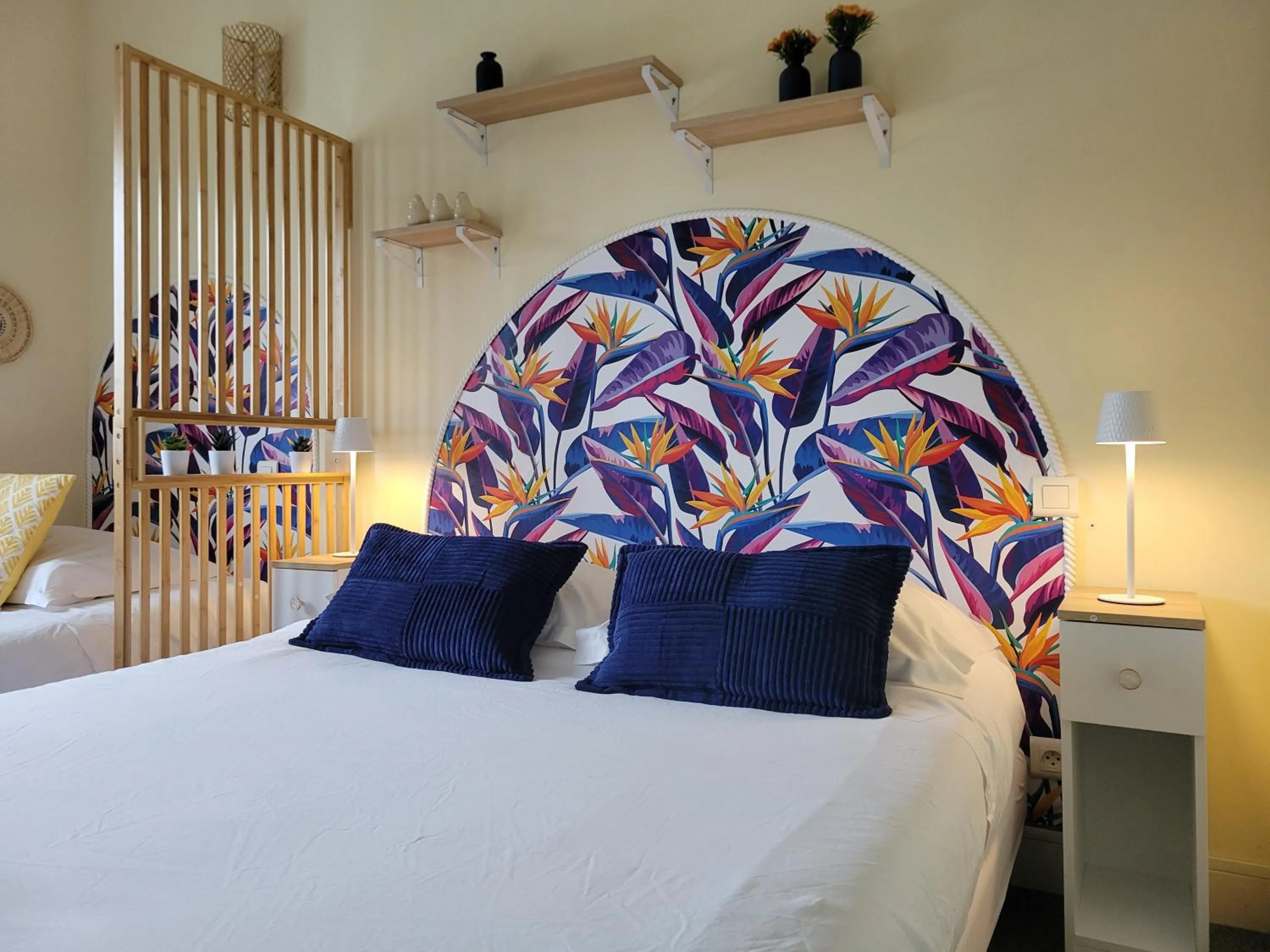 Bedroom, Bed in Hôtel Le Sainte Florence