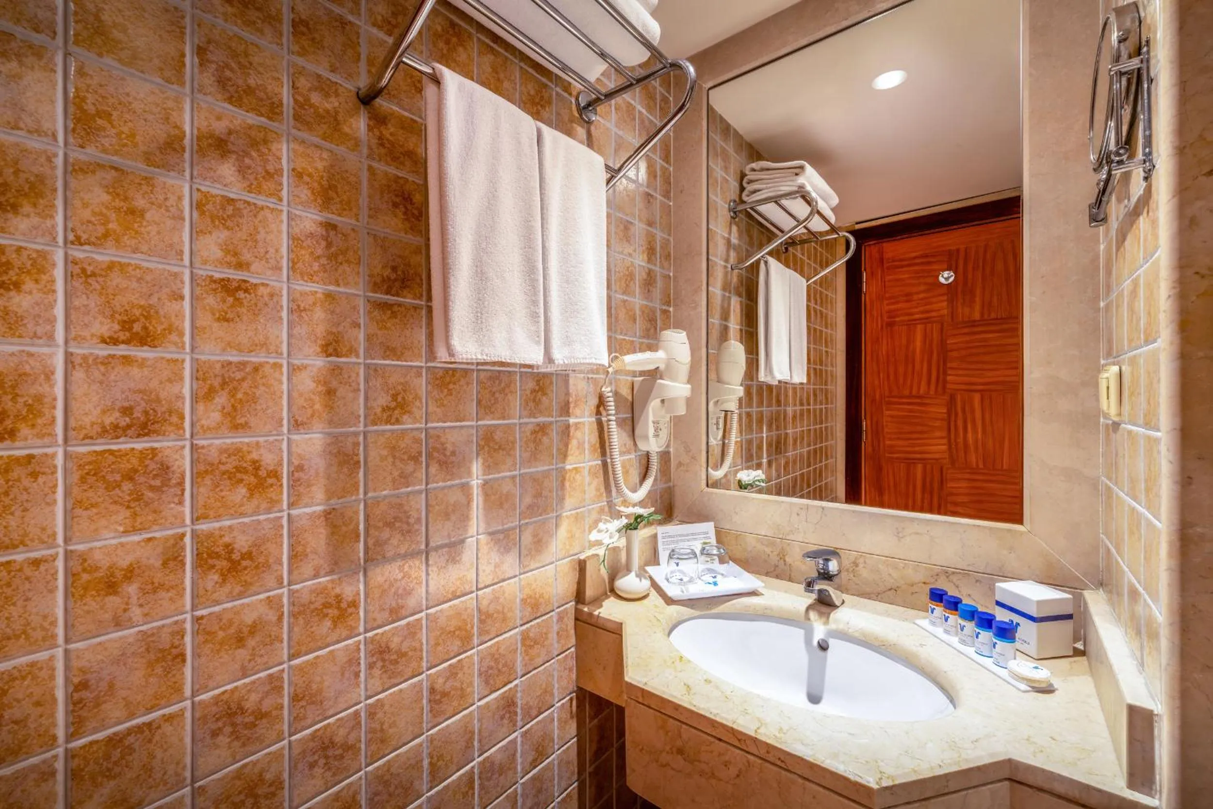 Bathroom in Villa Side Hotel