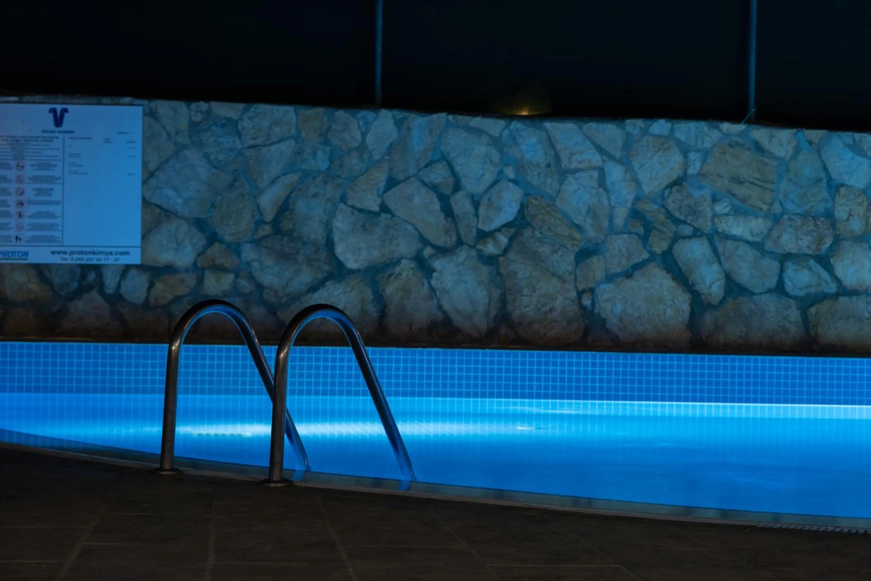 Swimming pool in Ozlem Garden Hotel