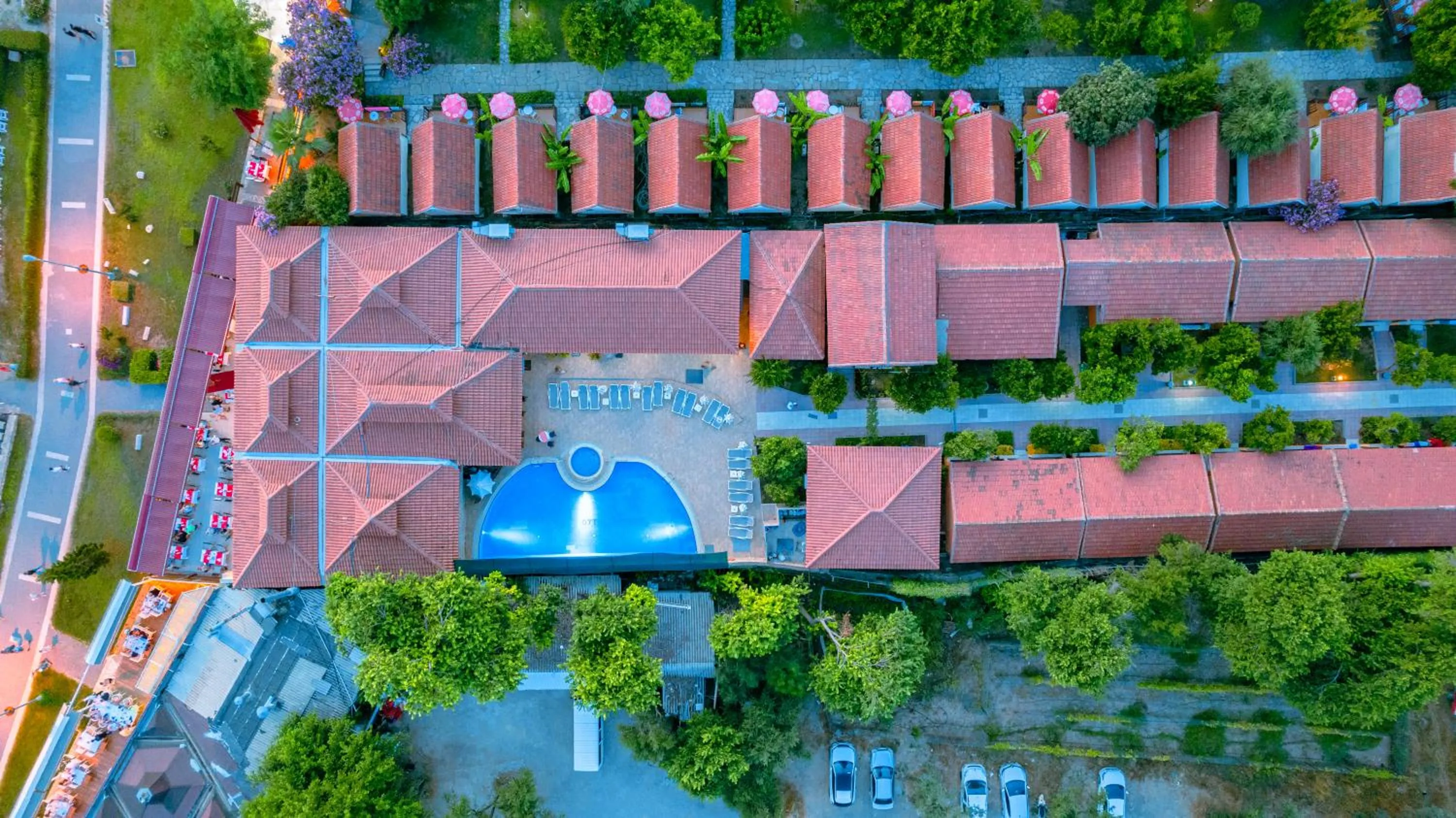 Property building in Ozlem Garden Hotel