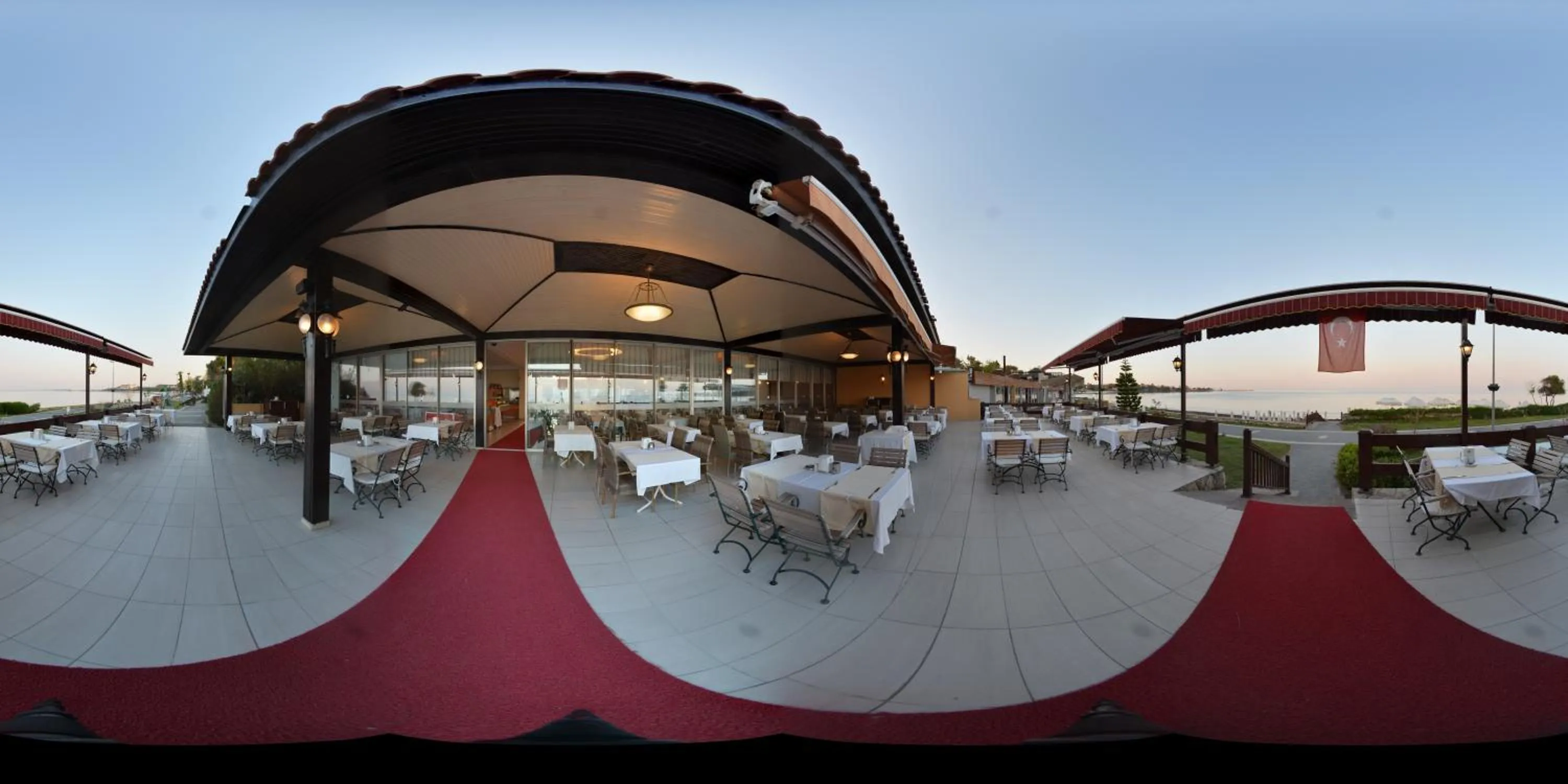 Restaurant/places to eat in Ozlem Garden Hotel