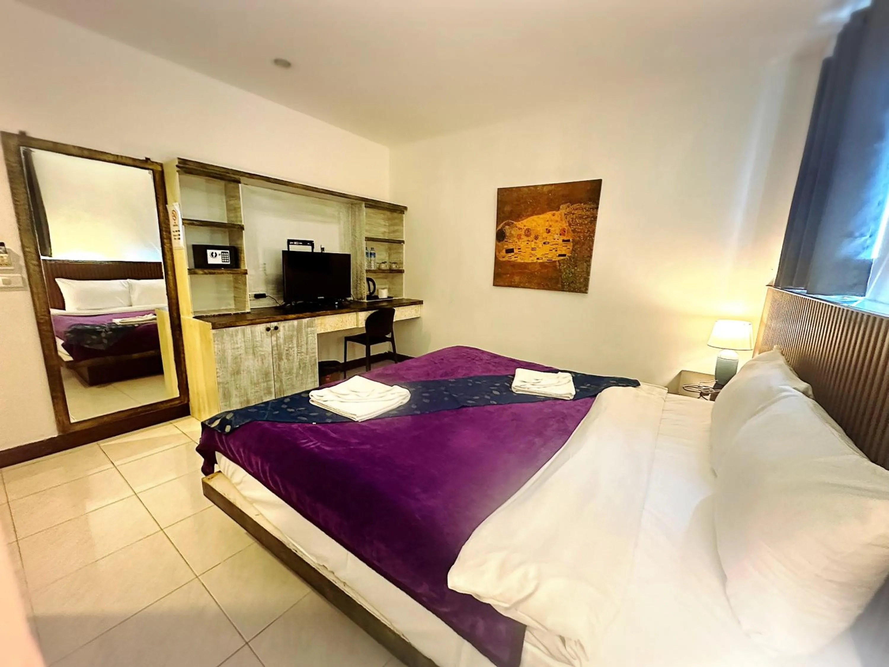 Bed in The Shades Hotel 50 meter Beach Front