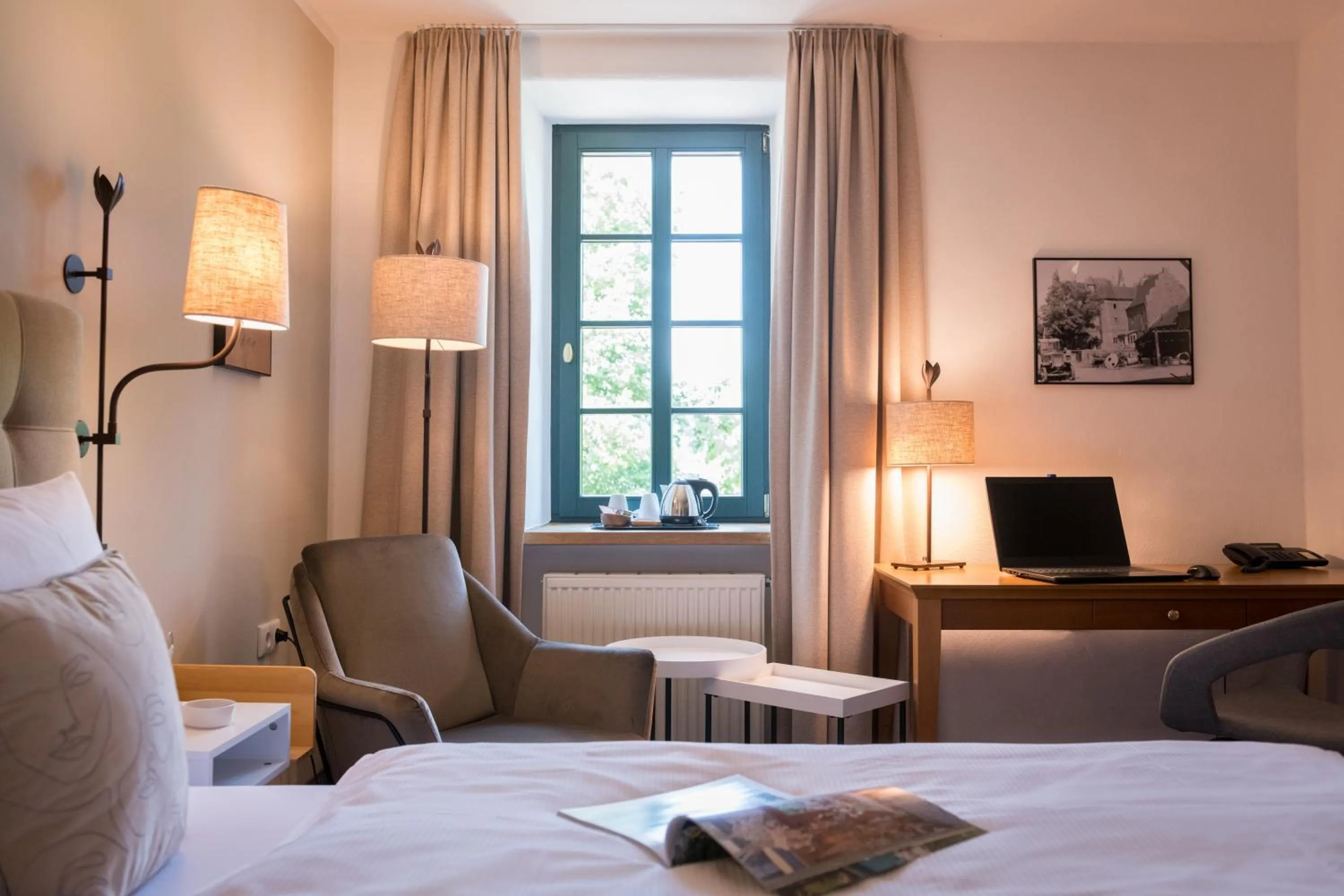 Photo of the whole room, Bed in Burg Obbendorf