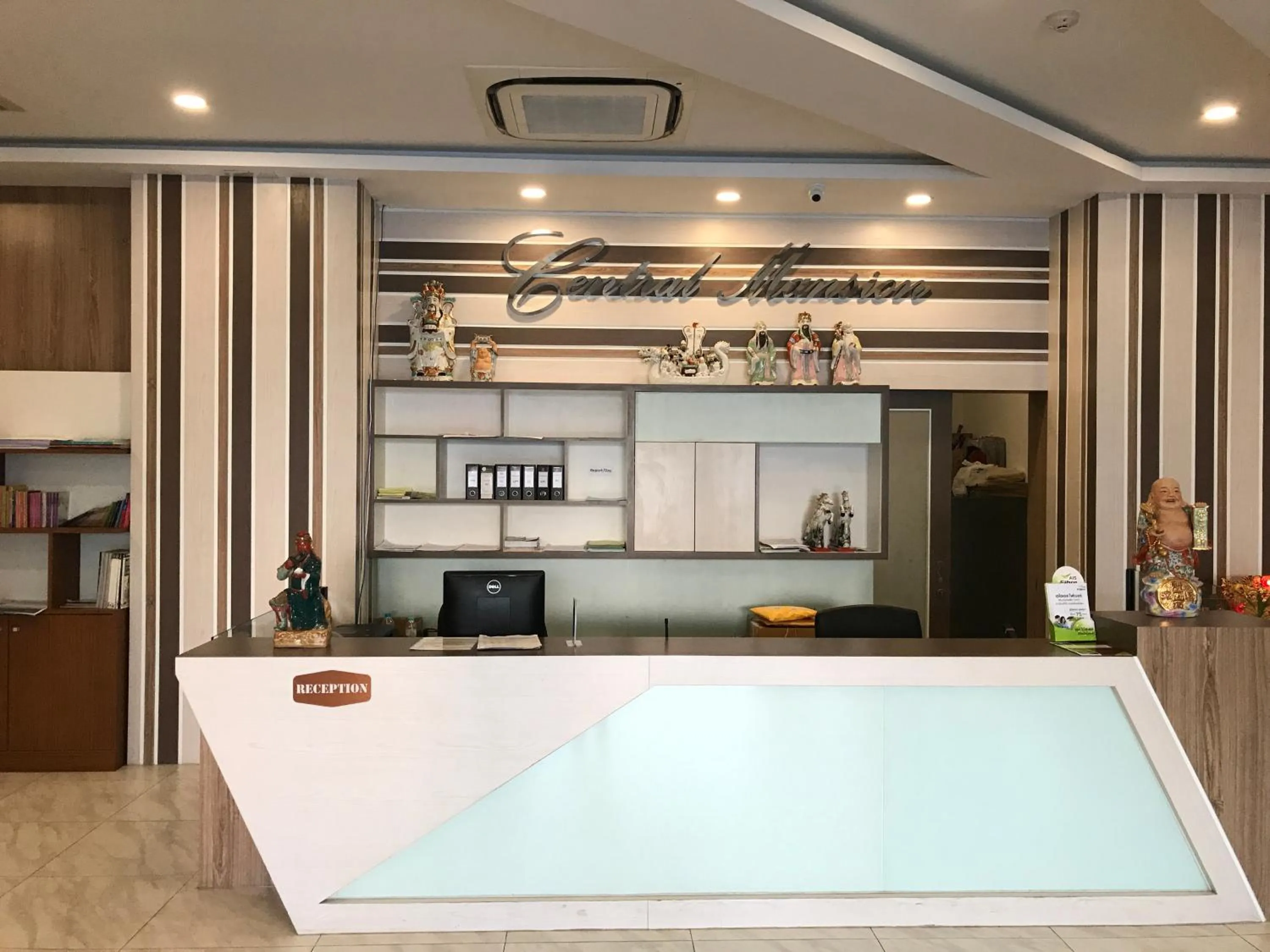 Lobby or reception in Central Mansion