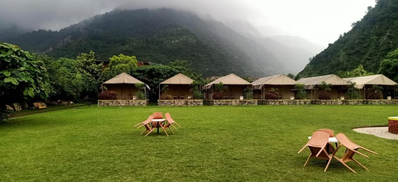 Four Banyans Spirit & Nature Resort