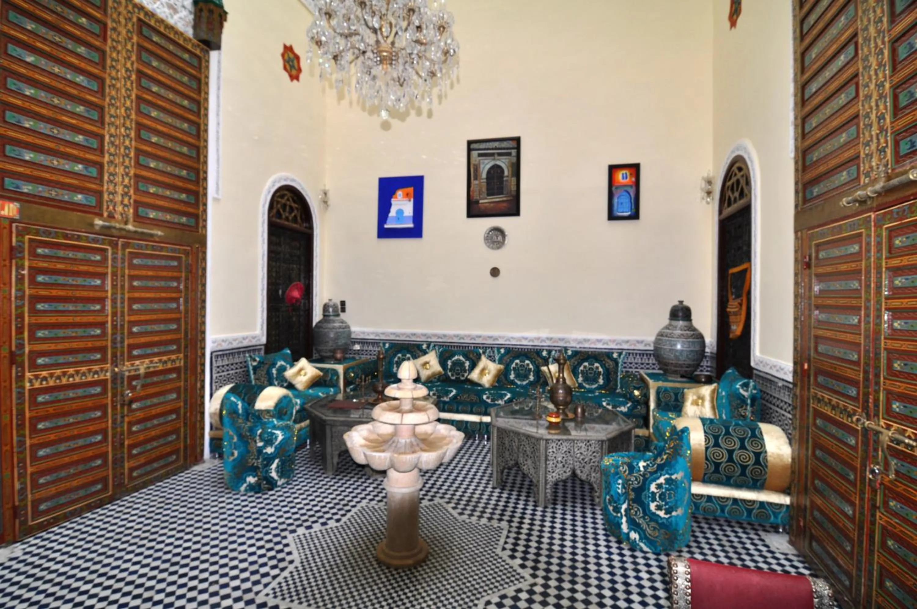 Living room in Riad Khouloud