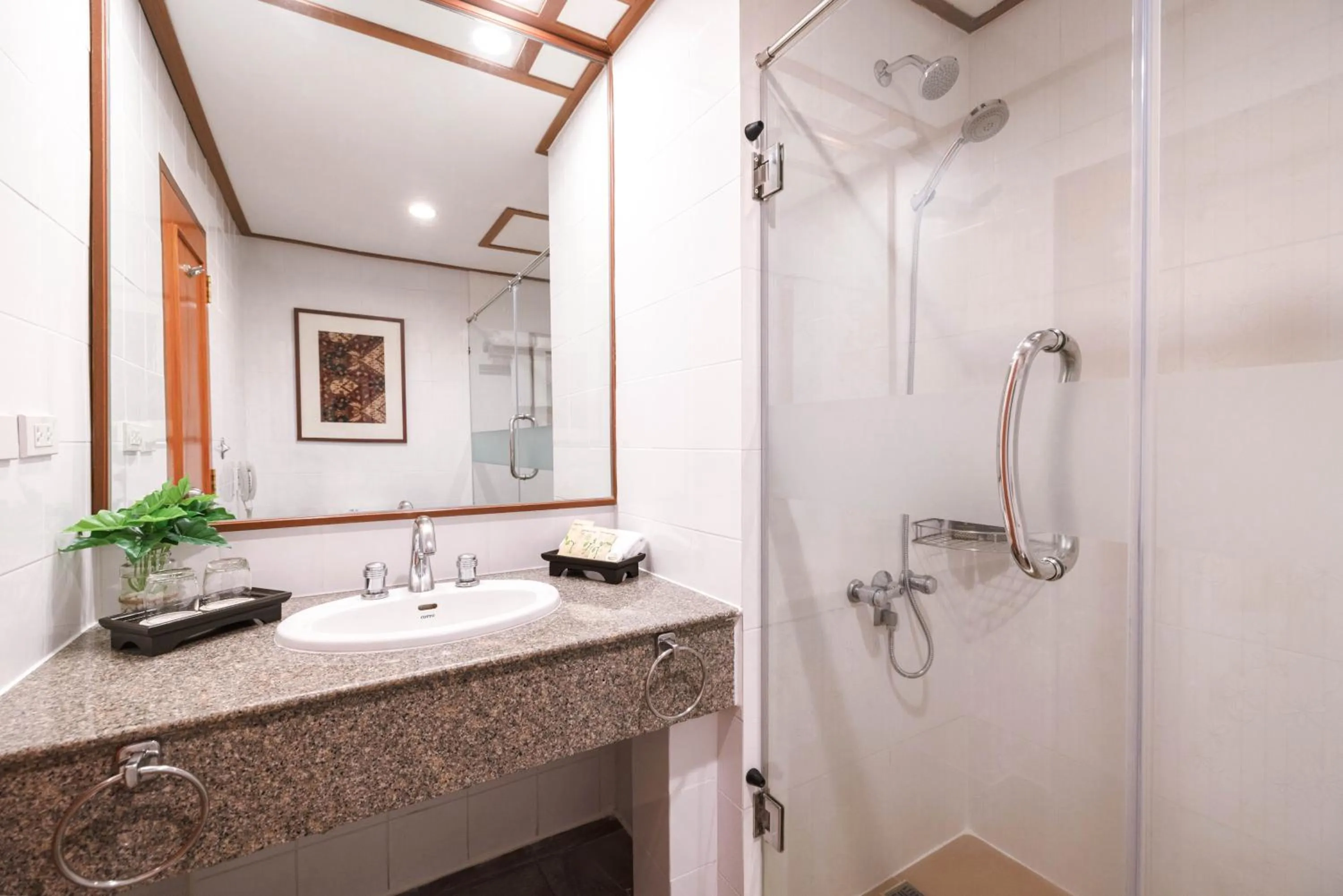 Shower in Royal Phuket City Hotel