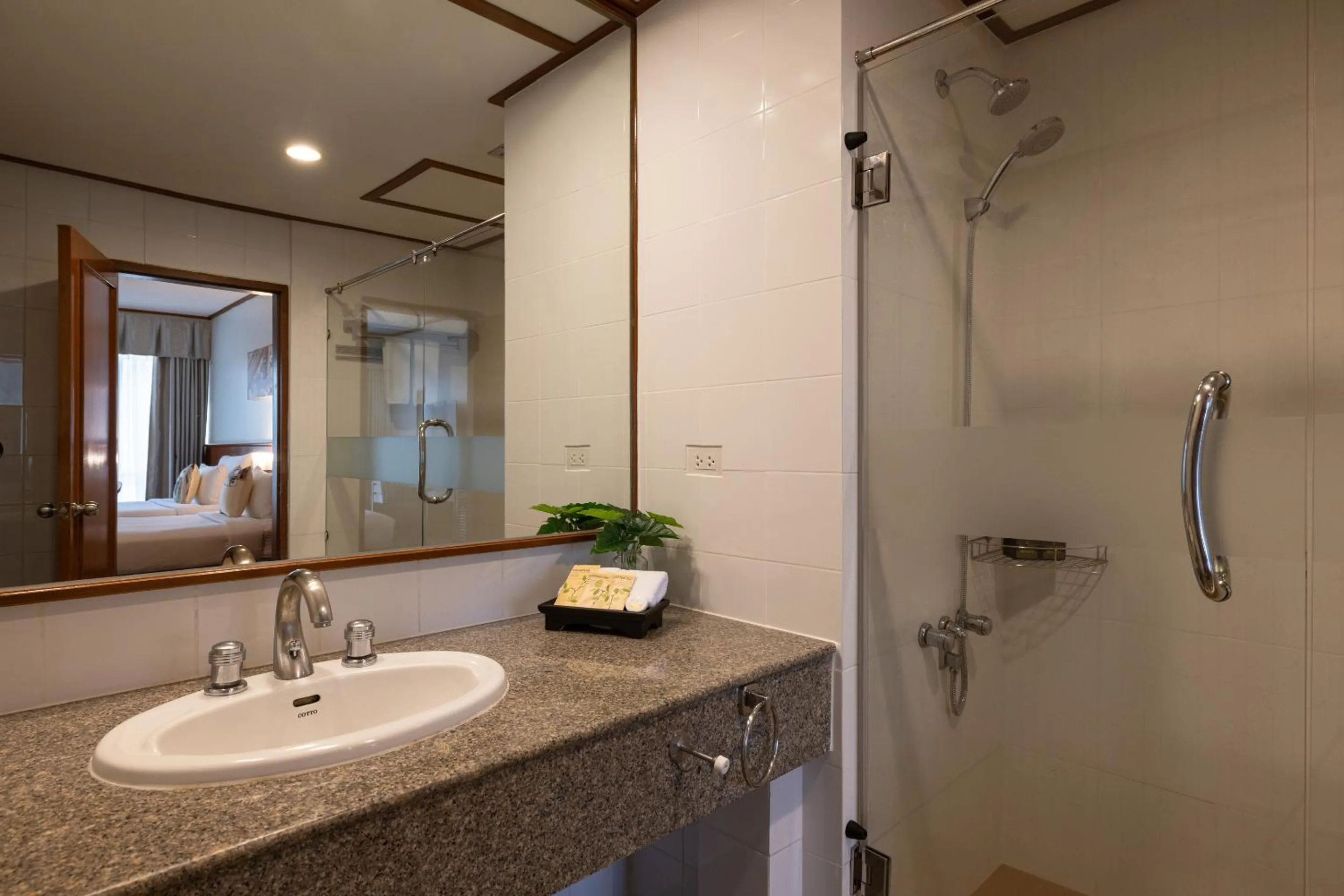 Bathroom in Royal Phuket City Hotel