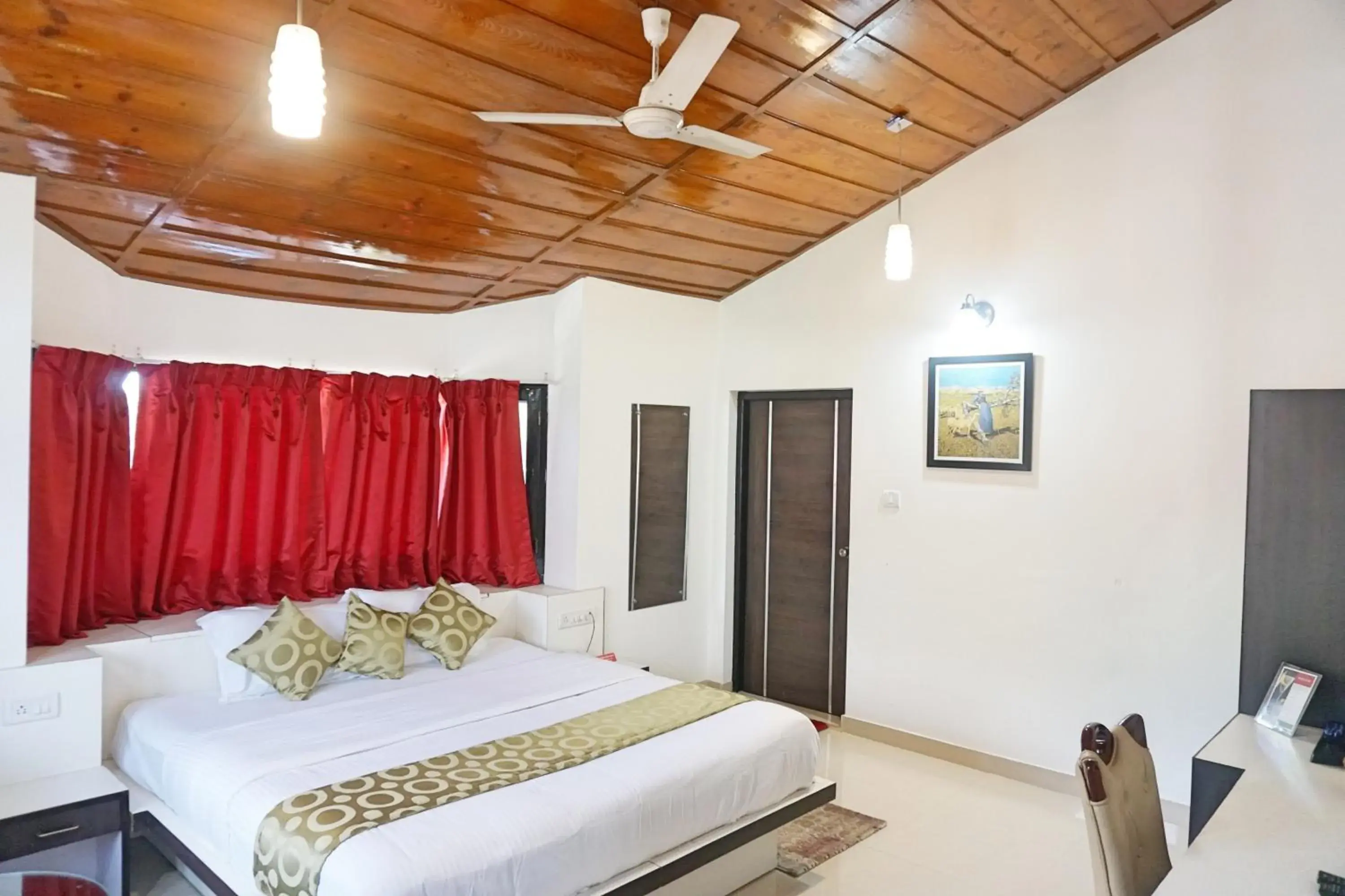 Bed in Ess & Bee Resorts Bed in Ess & Bee Resorts