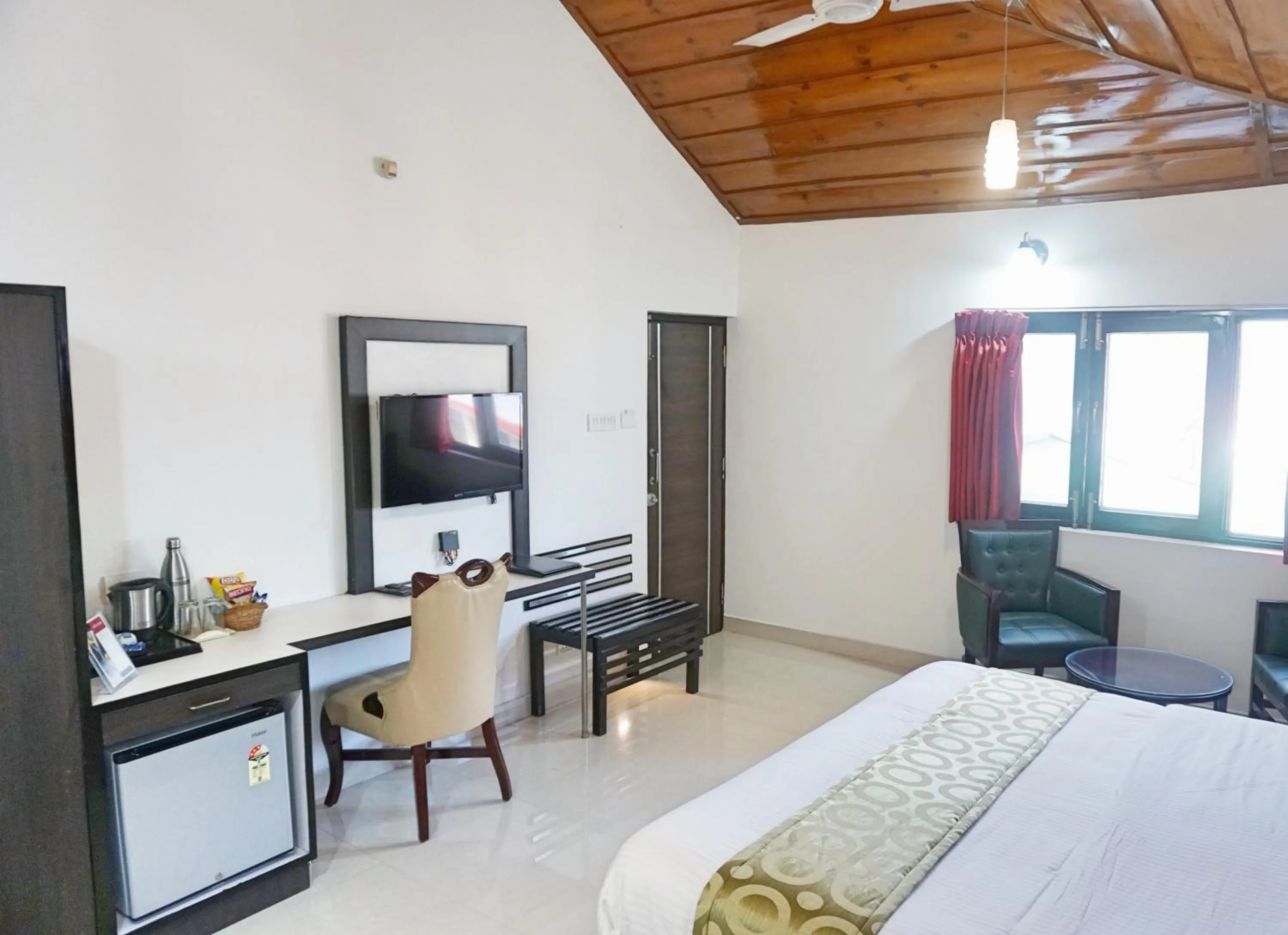 Bed in Ess & Bee Resorts