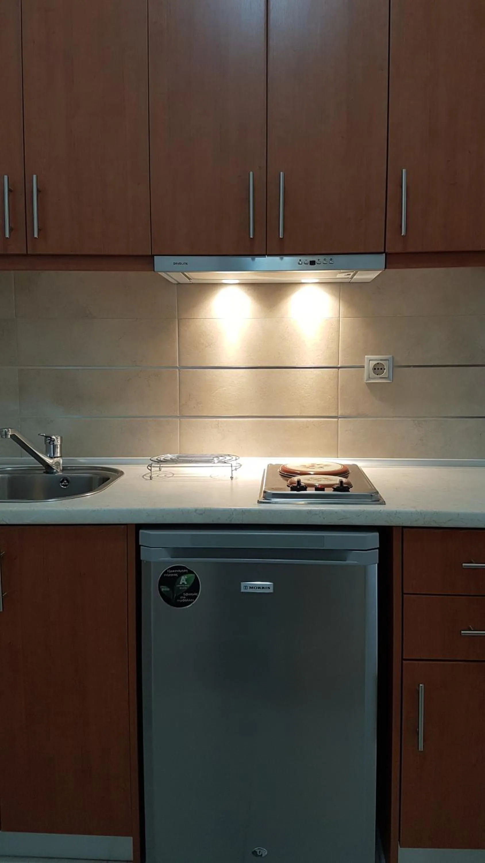 Kitchen or kitchenette in Paul's Garden Studios