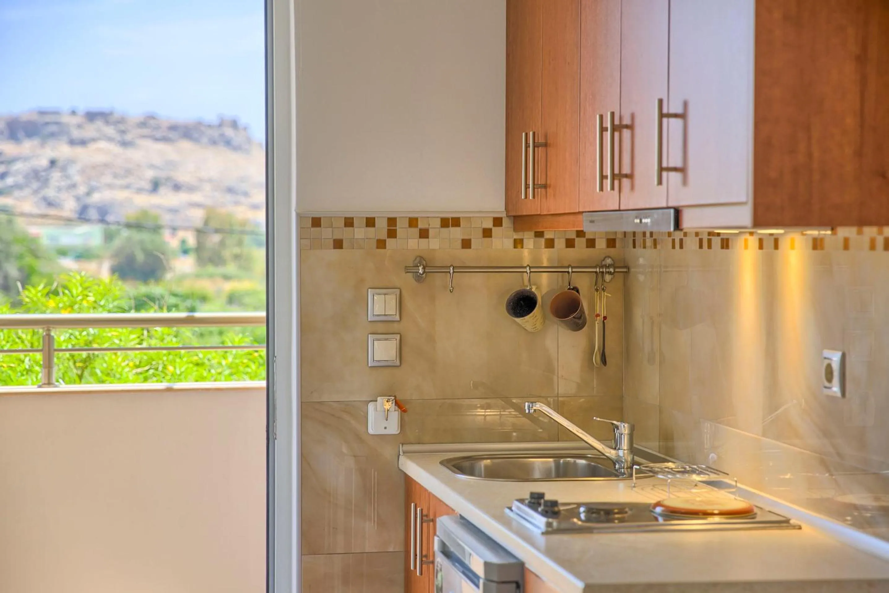 Kitchen or kitchenette in Paul's Garden Studios