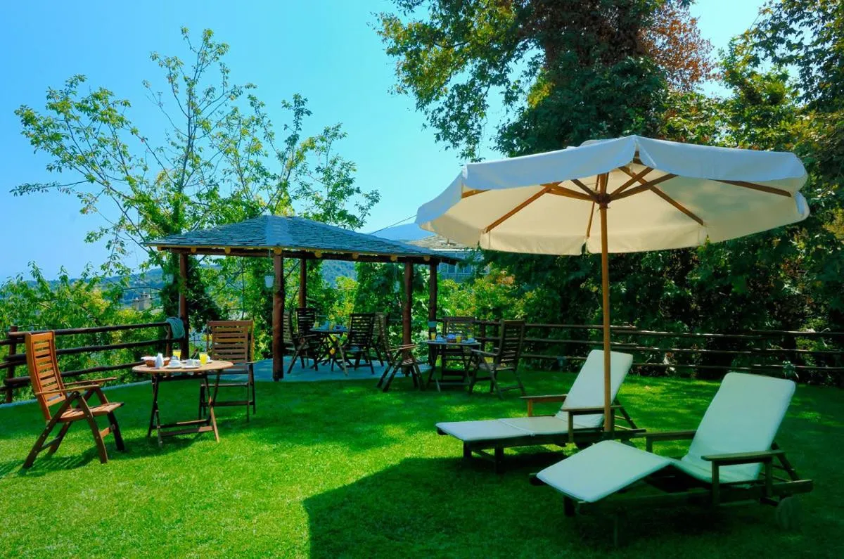 Garden in Guesthouse Theareston