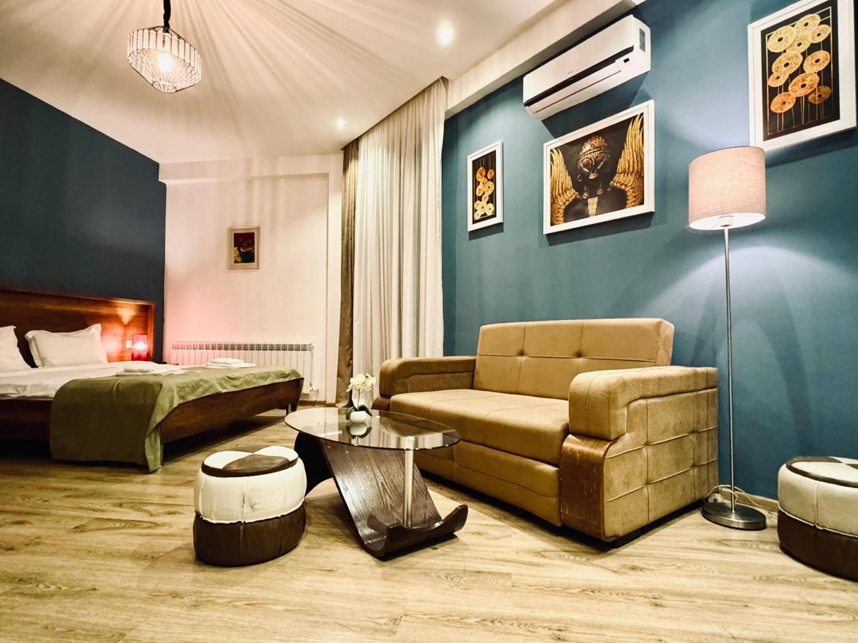 Bed in Hotel King Tom