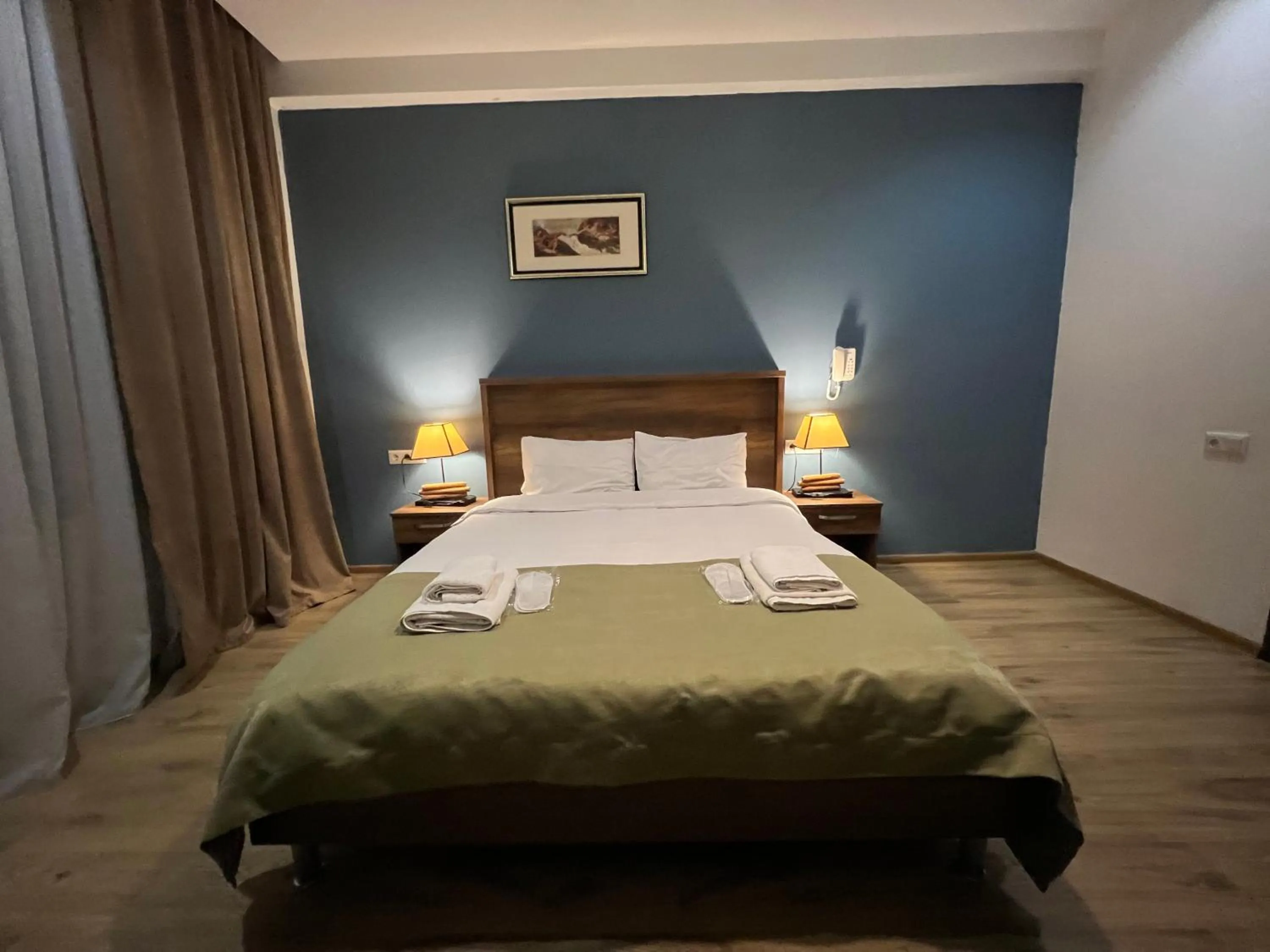 Bed in Hotel King Tom