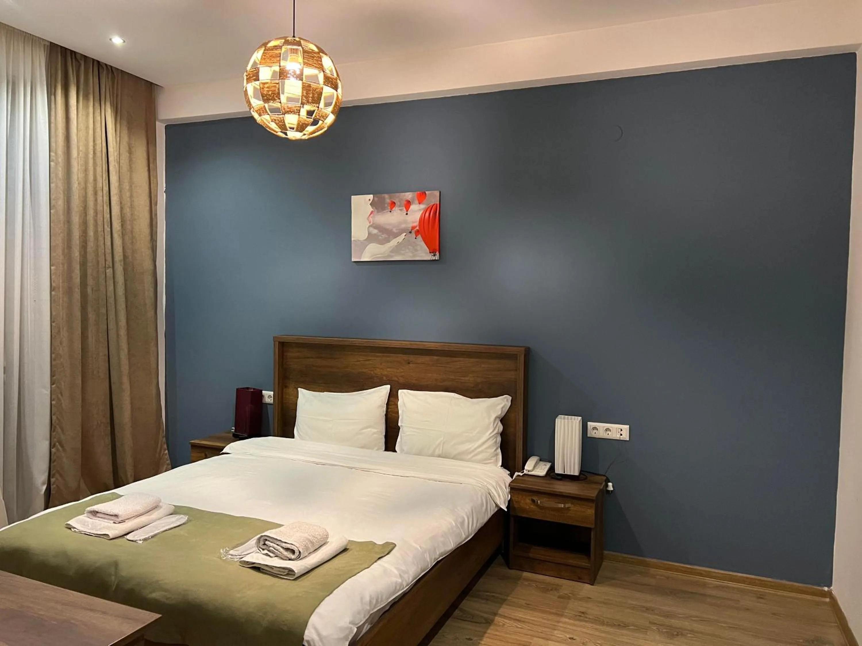 Bed in Hotel King Tom