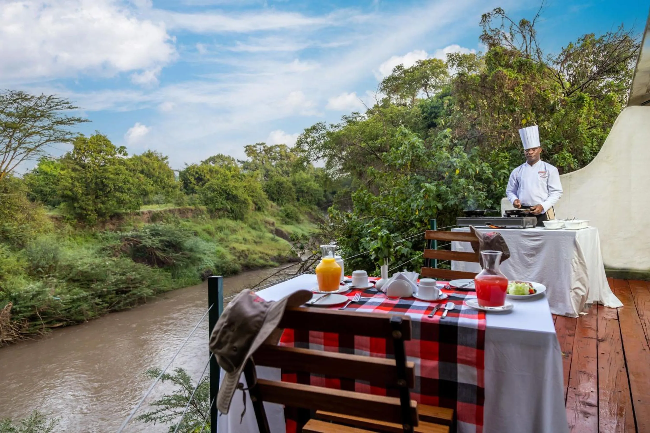 Dining area in PrideInn Mara Camp & Cottages
