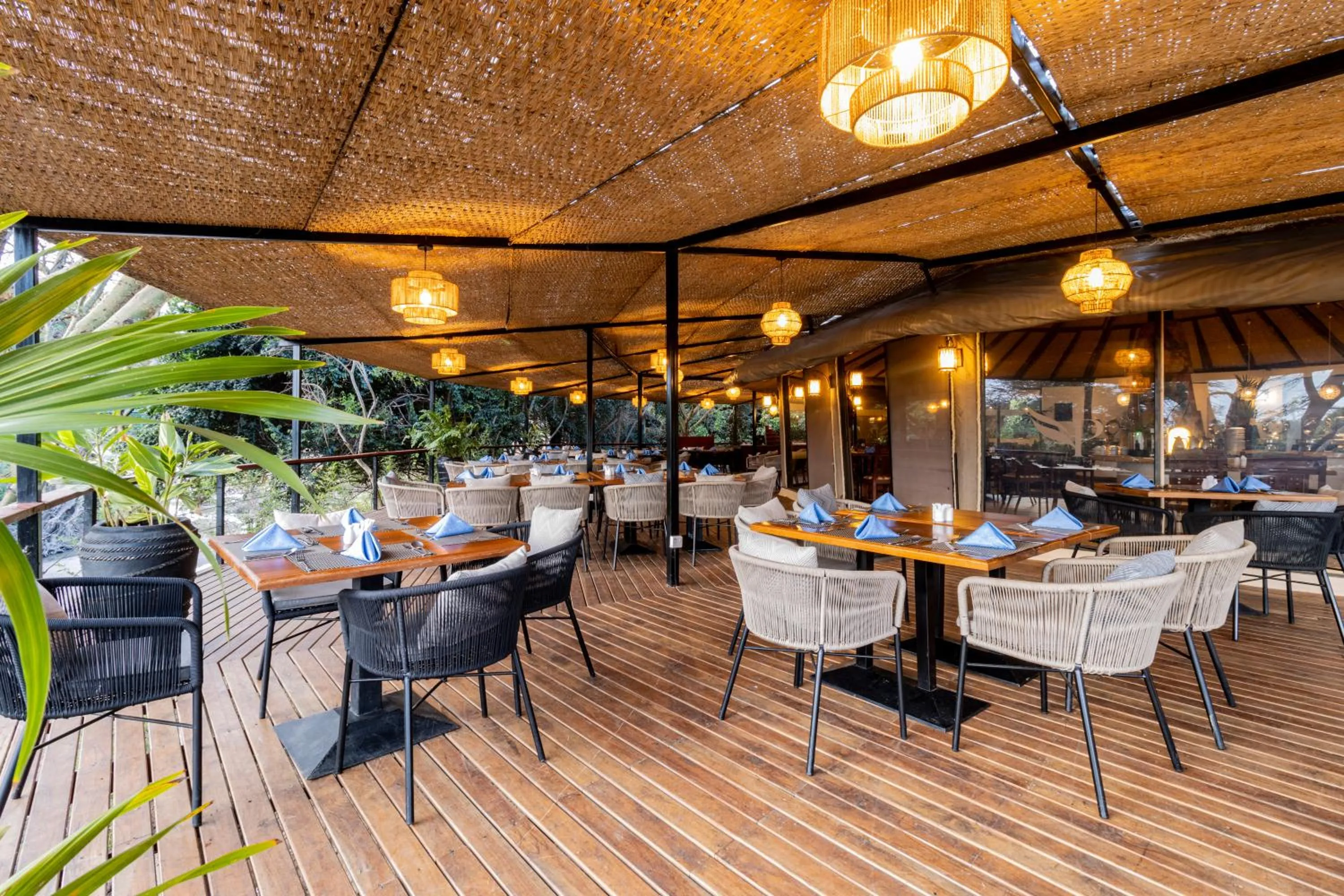 Restaurant/places to eat in PrideInn Mara Camp & Cottages