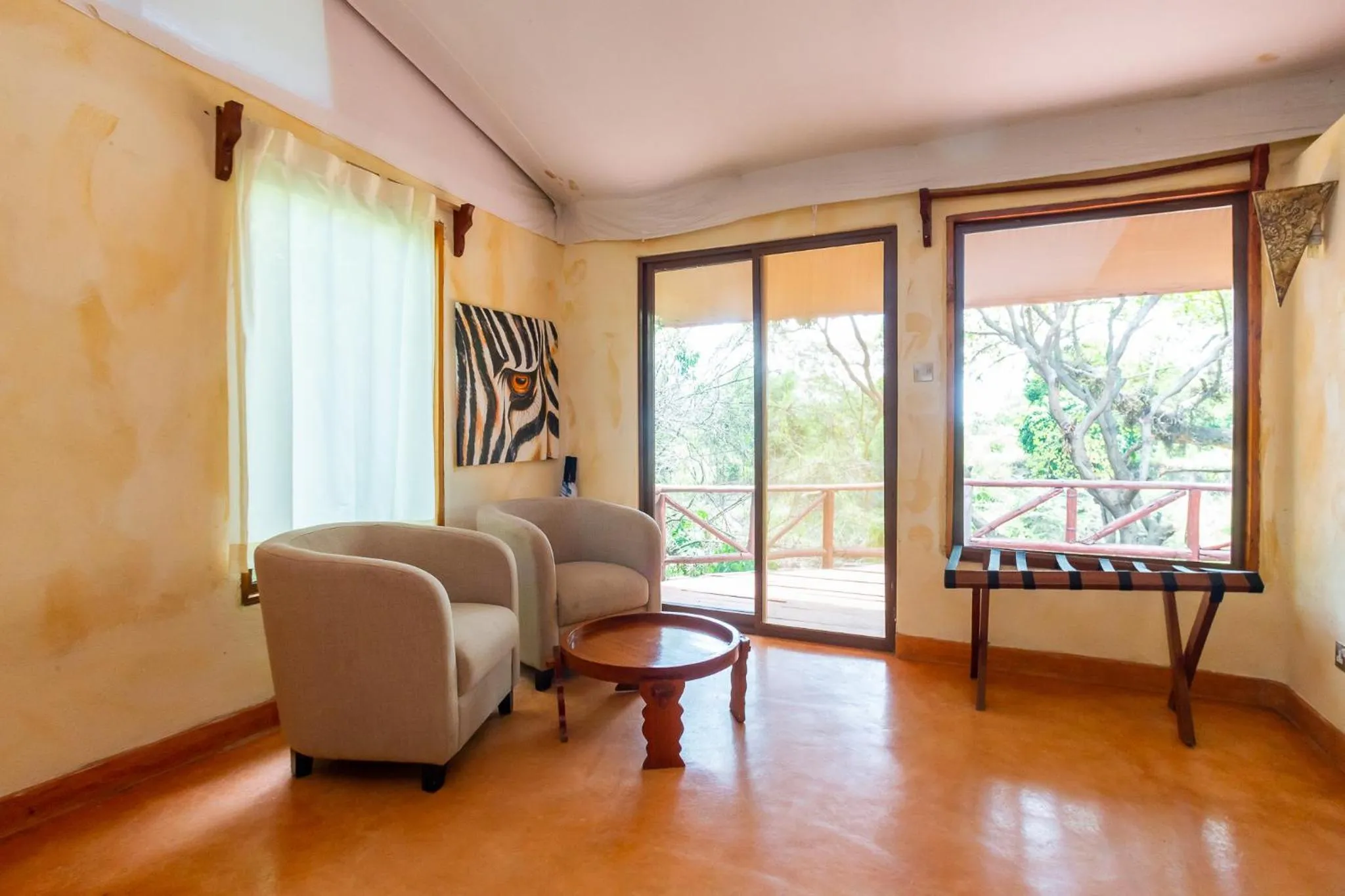 Living room in PrideInn Mara Camp & Cottages