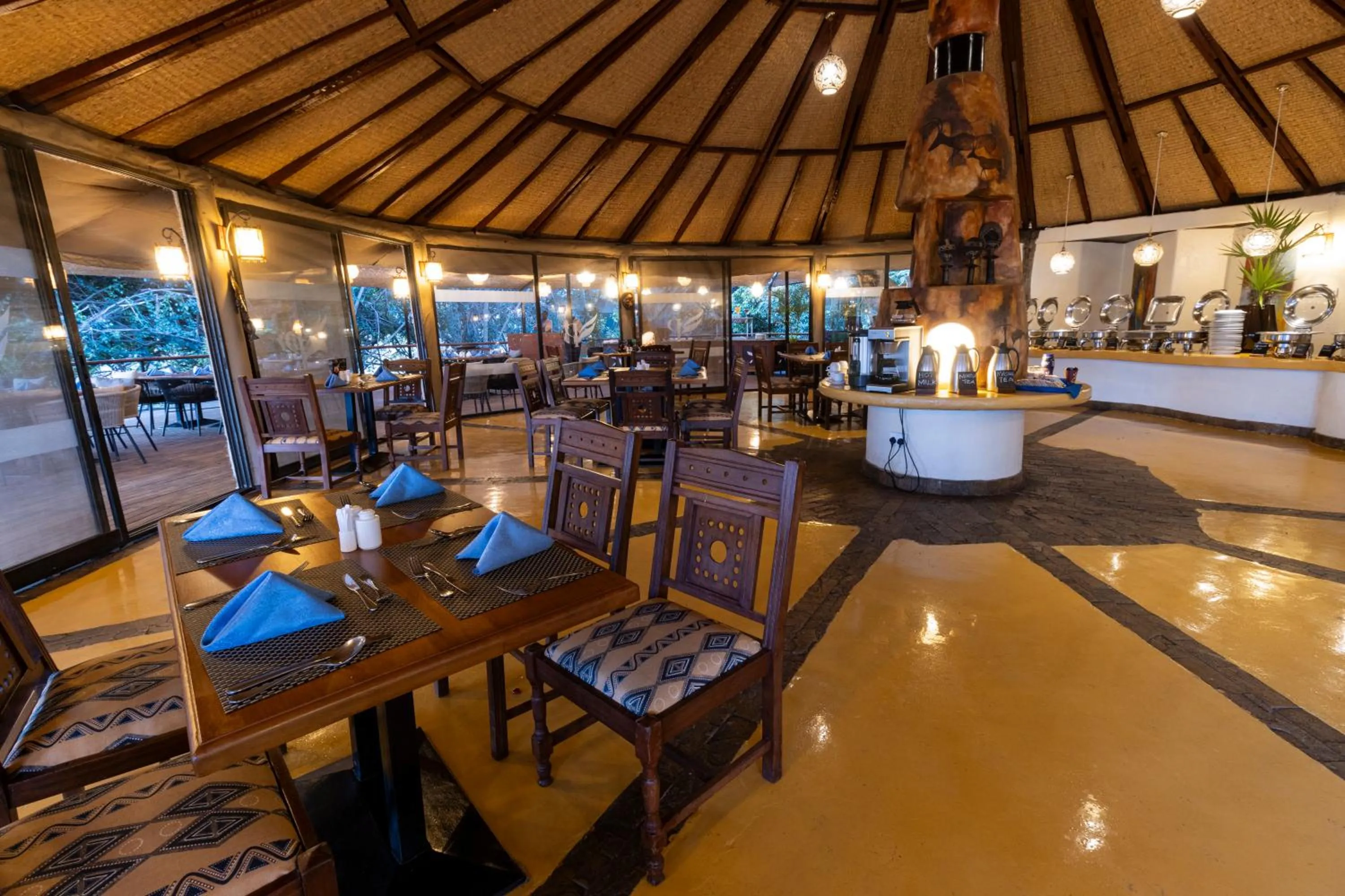 Restaurant/places to eat in PrideInn Mara Camp & Cottages