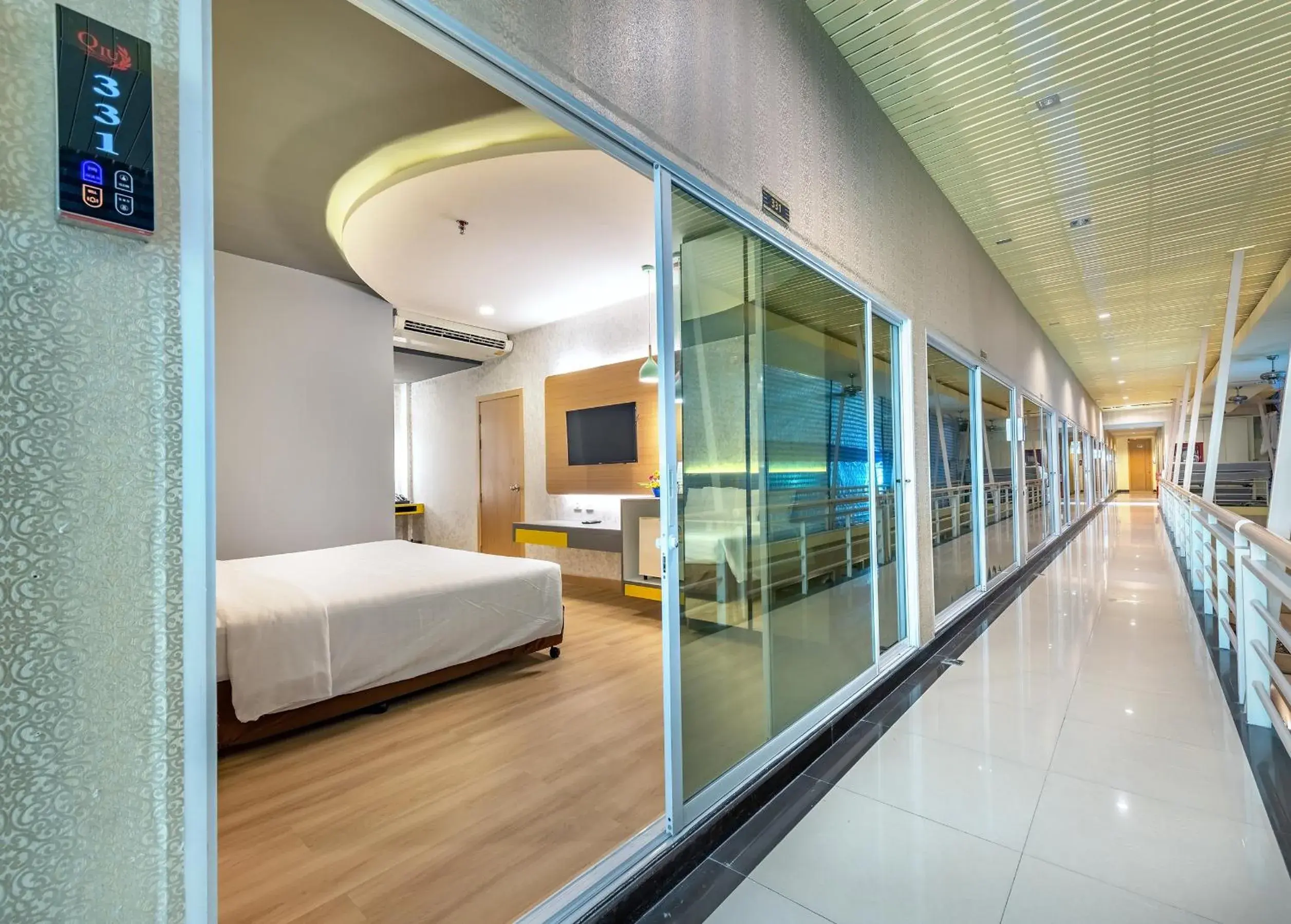 Facade/entrance, Bed in Qiu Hotel Sukhumvit - BTS On Nut Station Facade/entrance, Bed in Qiu Hotel Sukhumvit - BTS On Nut Station