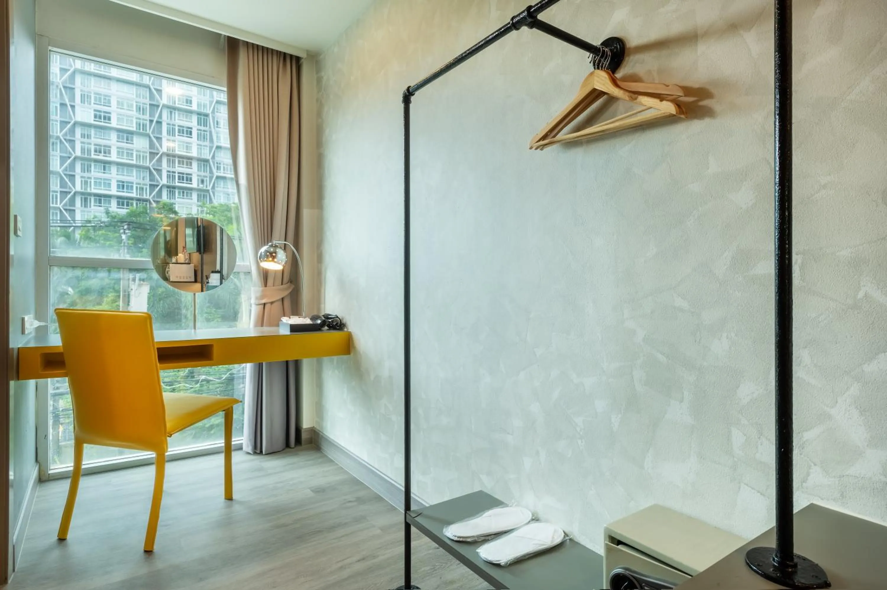 View (from property/room) in Qiu Hotel Sukhumvit - BTS On Nut Station