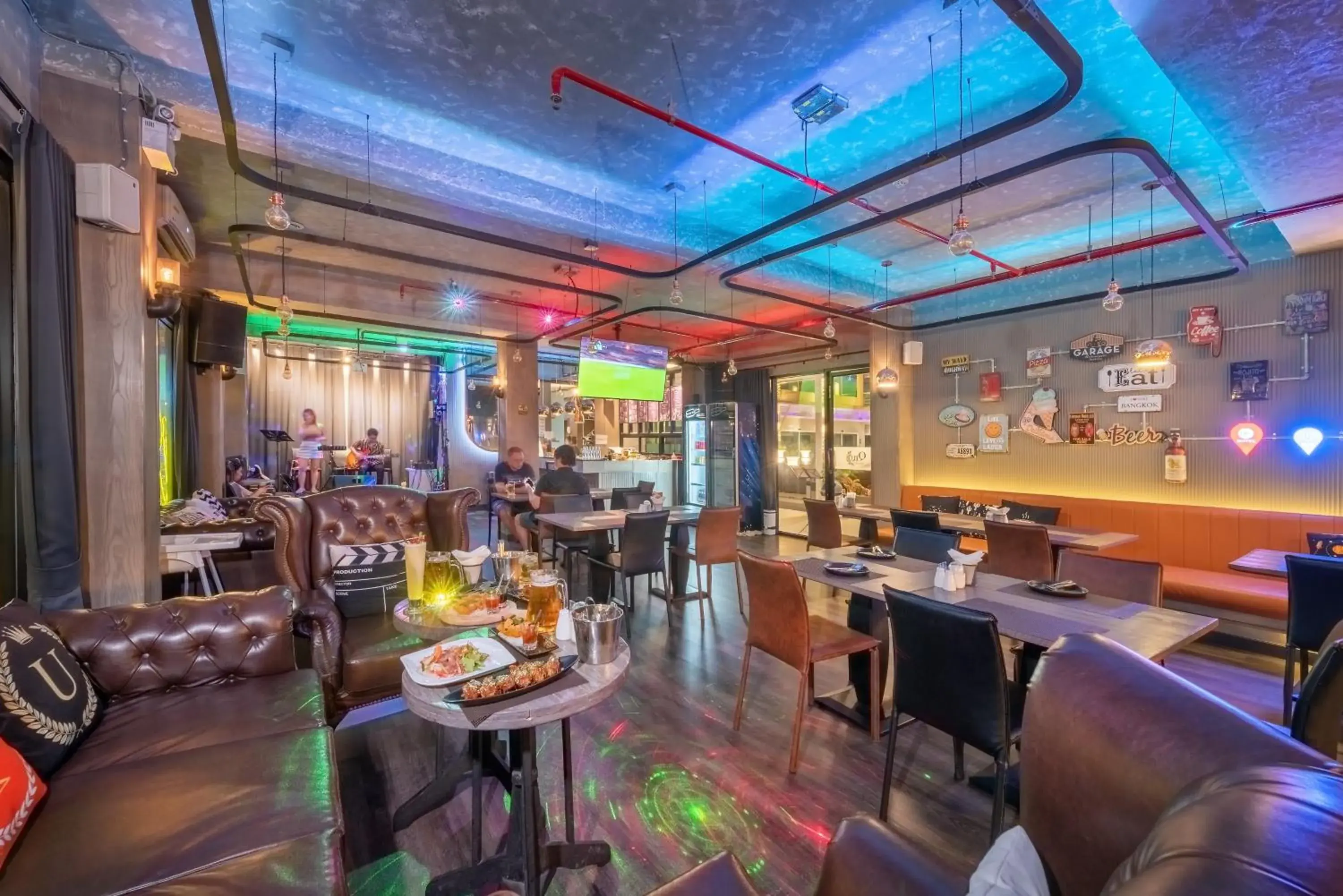 Restaurant/places to eat in Qiu Hotel Sukhumvit - BTS On Nut Station Restaurant/places to eat in Qiu Hotel Sukhumvit - BTS On Nut Station