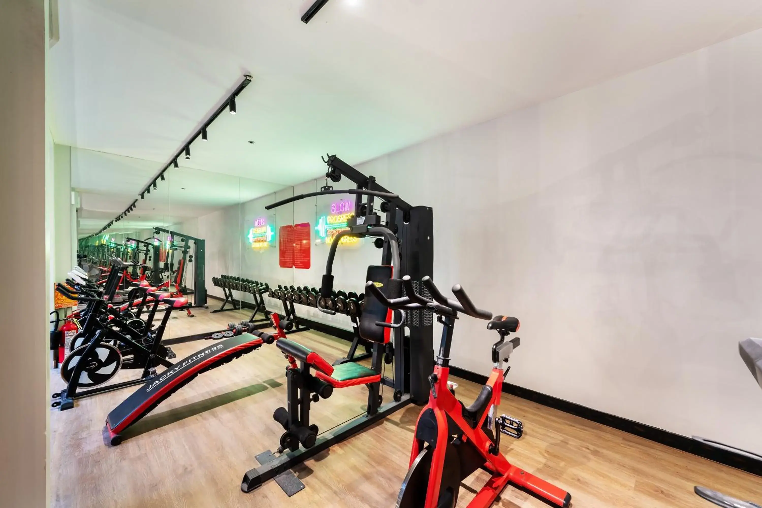 Fitness centre/facilities in Qiu Hotel Sukhumvit - BTS On Nut Station Fitness centre/facilities in Qiu Hotel Sukhumvit - BTS On Nut Station