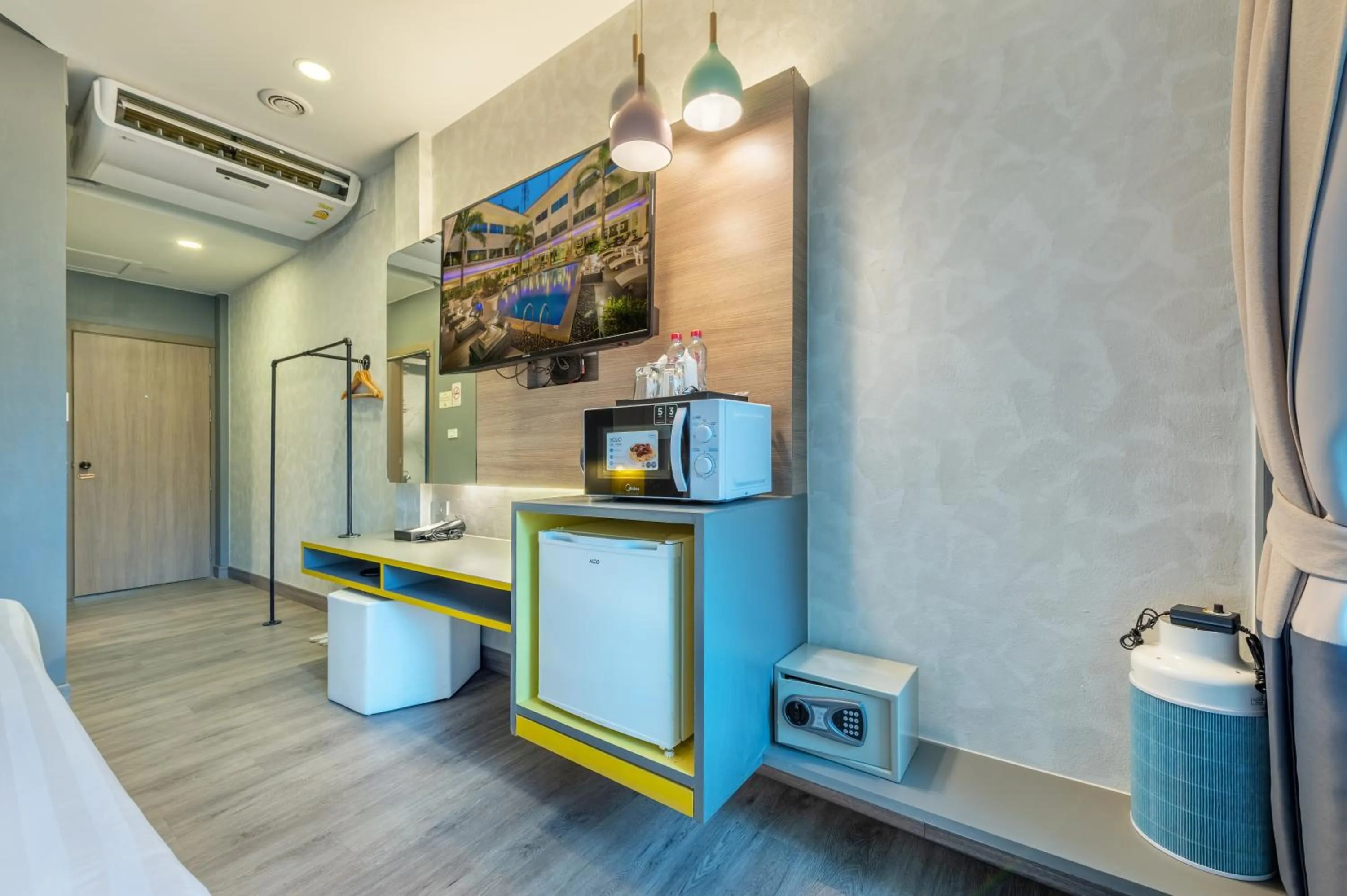 TV and multimedia in Qiu Hotel Sukhumvit - BTS On Nut Station