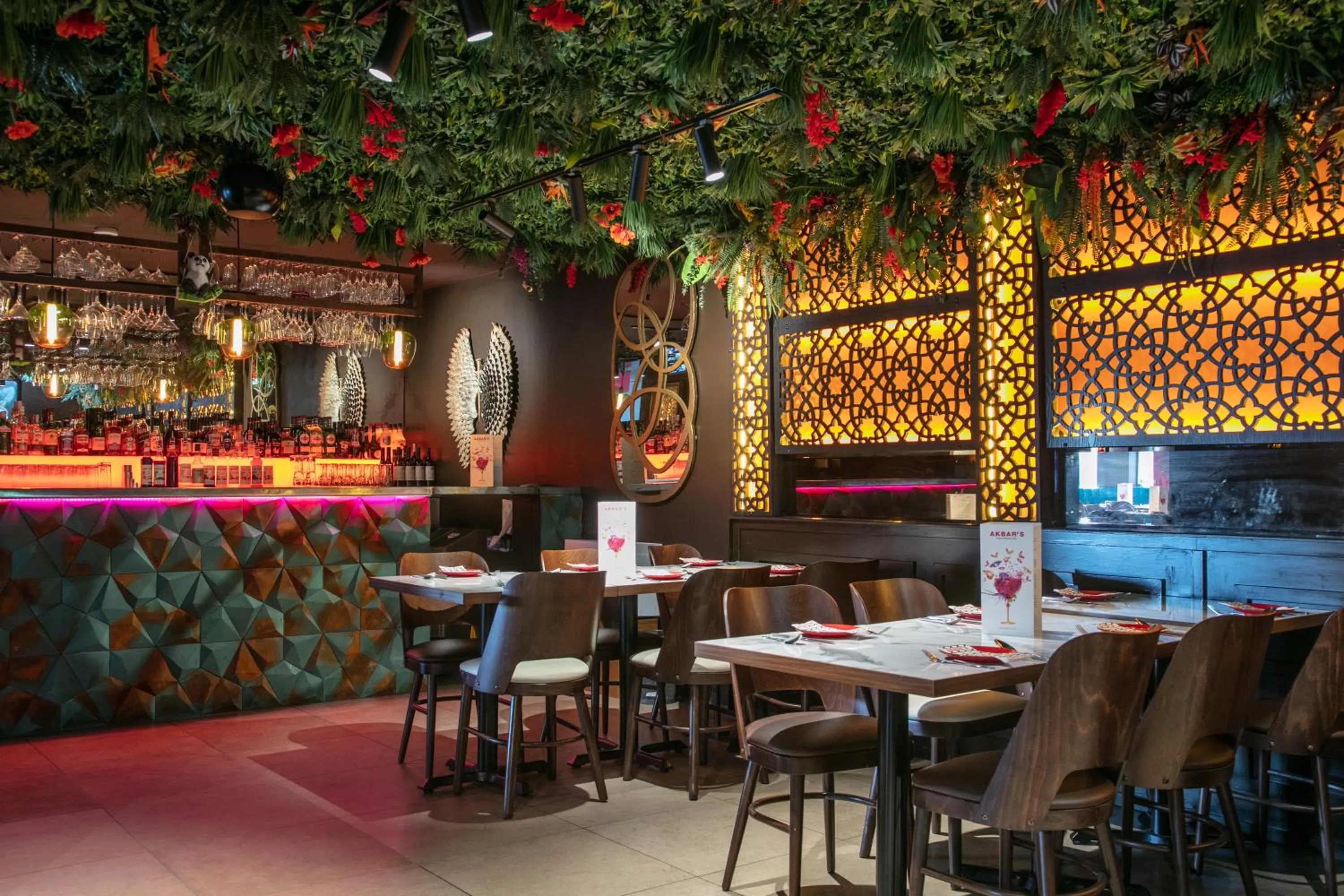 Restaurant/places to eat in Hotel Balmoral