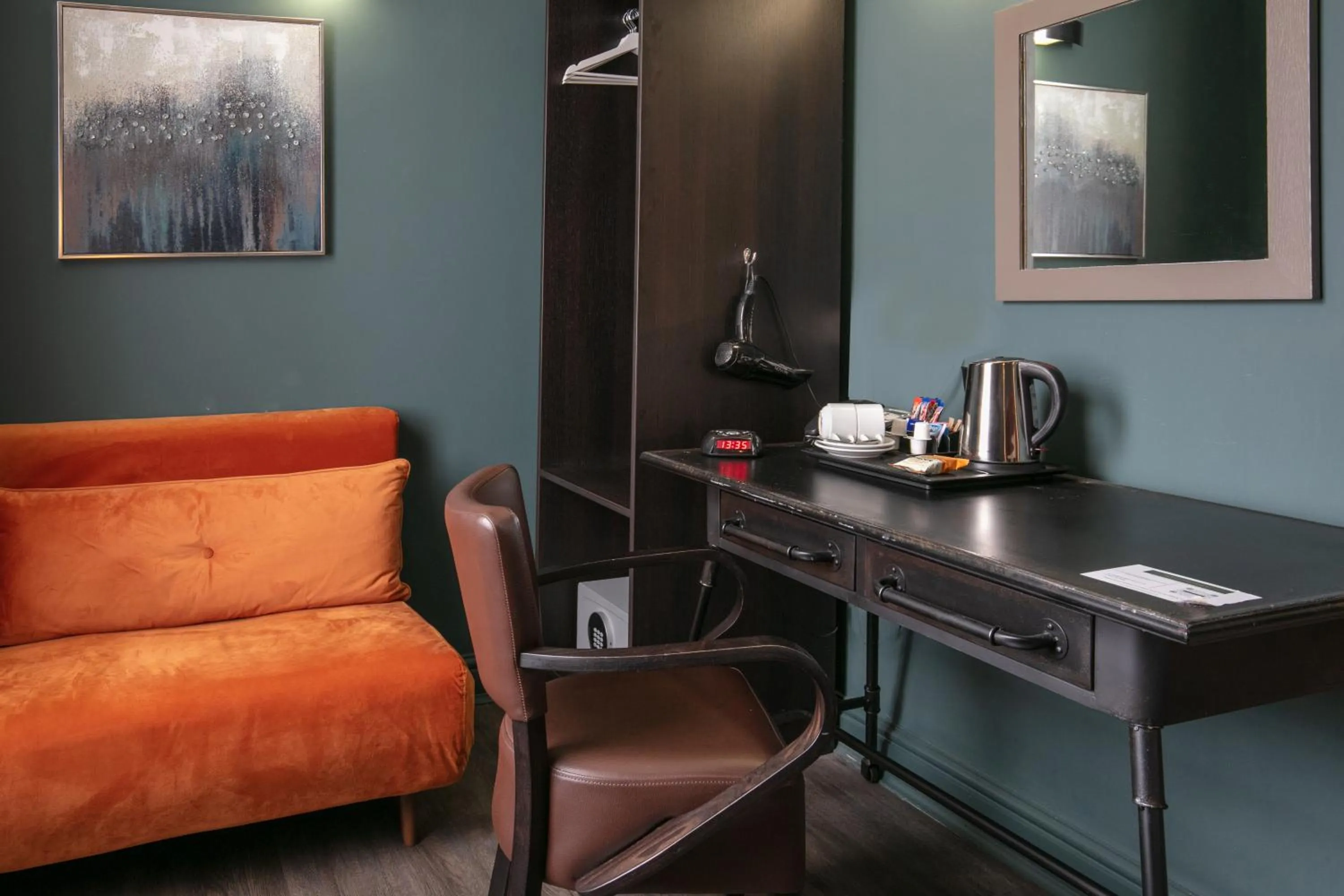 hair dresser in Hotel Balmoral